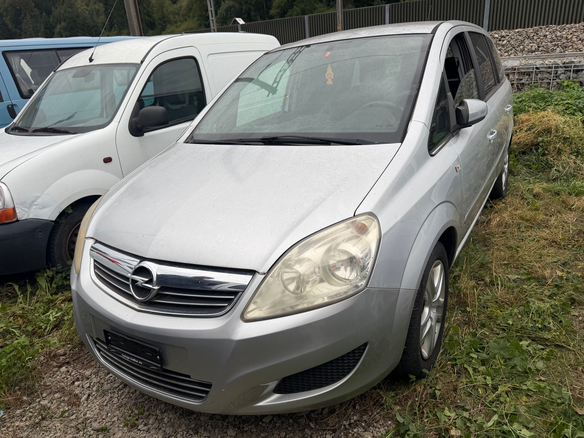 OPEL Zafira 1.8i 16V Enjoy Easytronic- 7 Plätze
