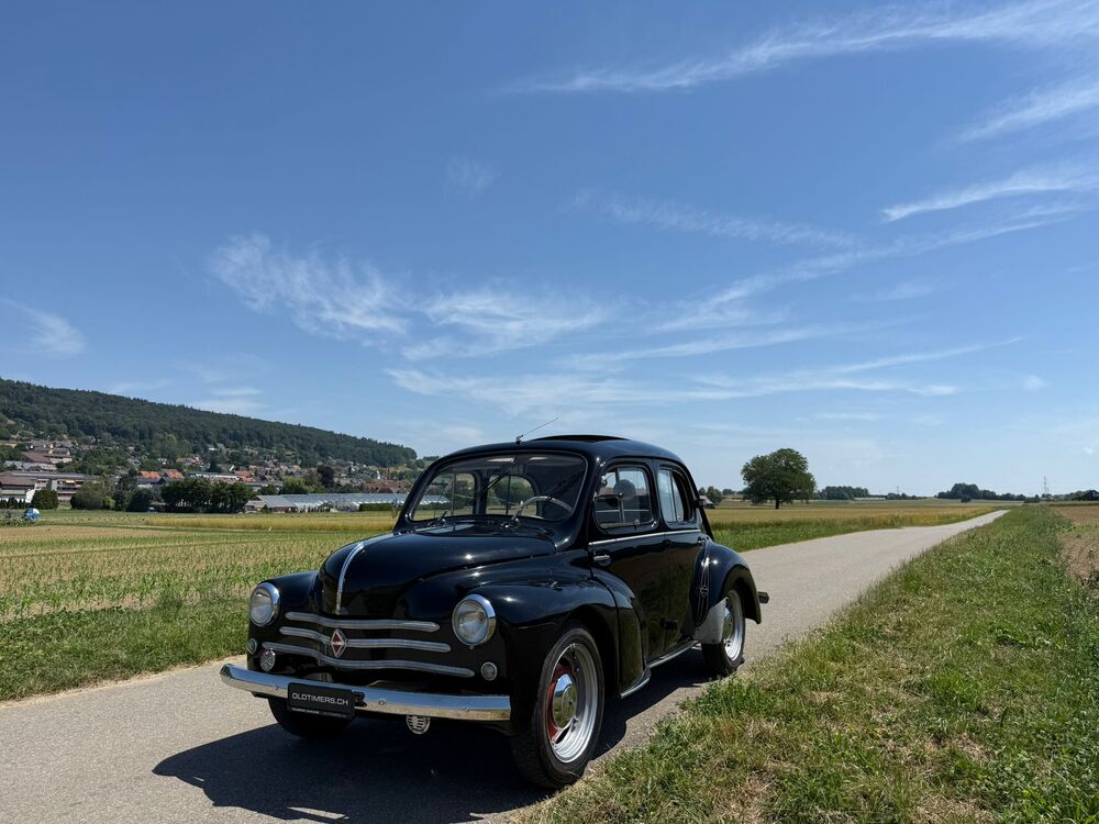 RENAULT 4 CV