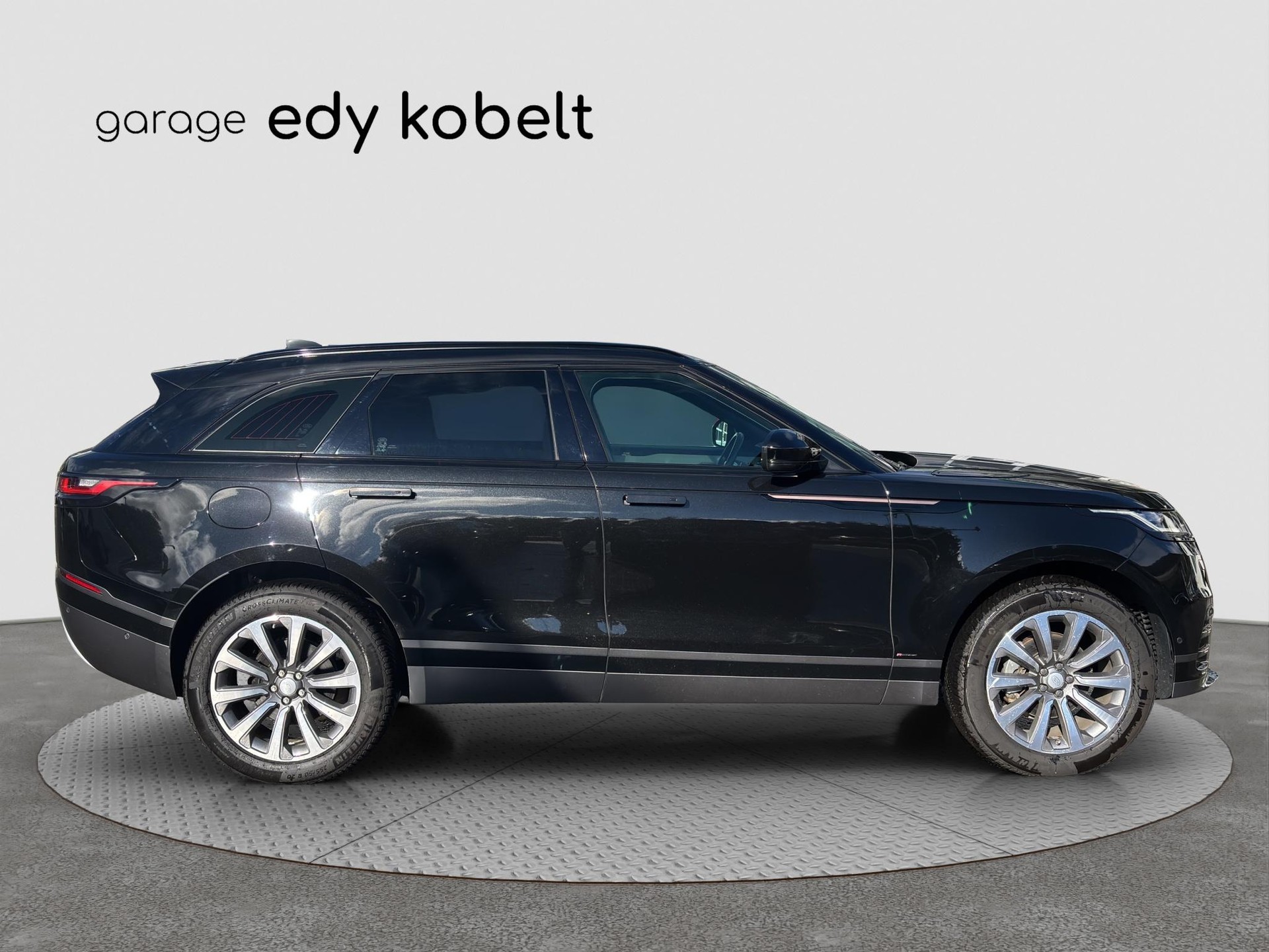 LAND ROVER Range Rover Velar 2.0 D 240 R-Dynamic SE-image-24