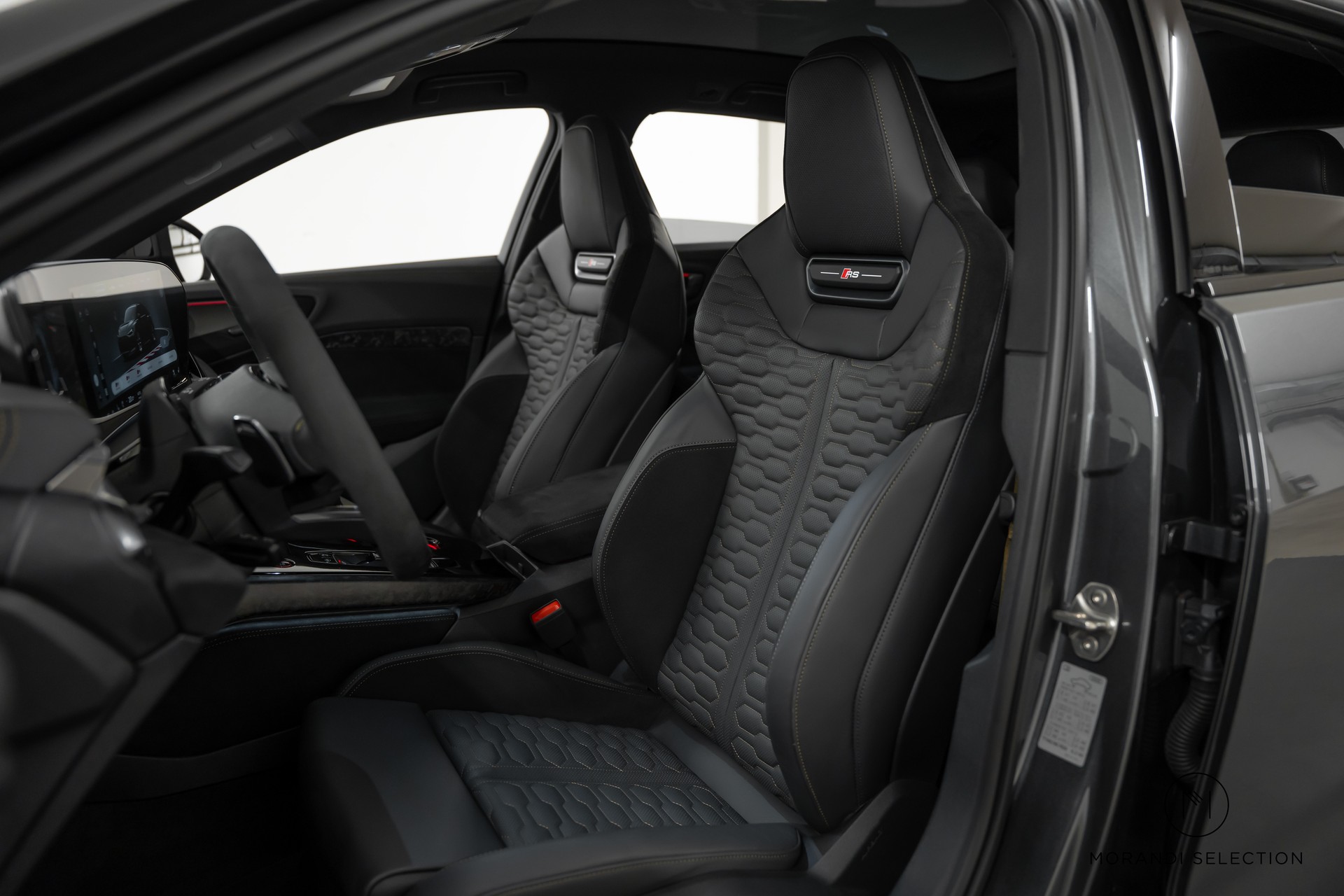 AUDI RS5 Avant 2.9 V6 TFSI e quattro T-Tronic-image-18