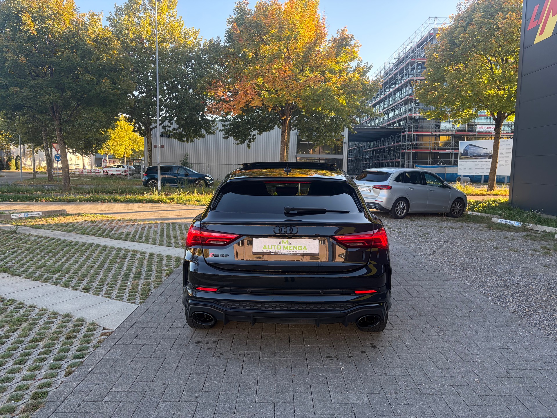 AUDI RS Q3 Sportback quattro S tronic-image-5
