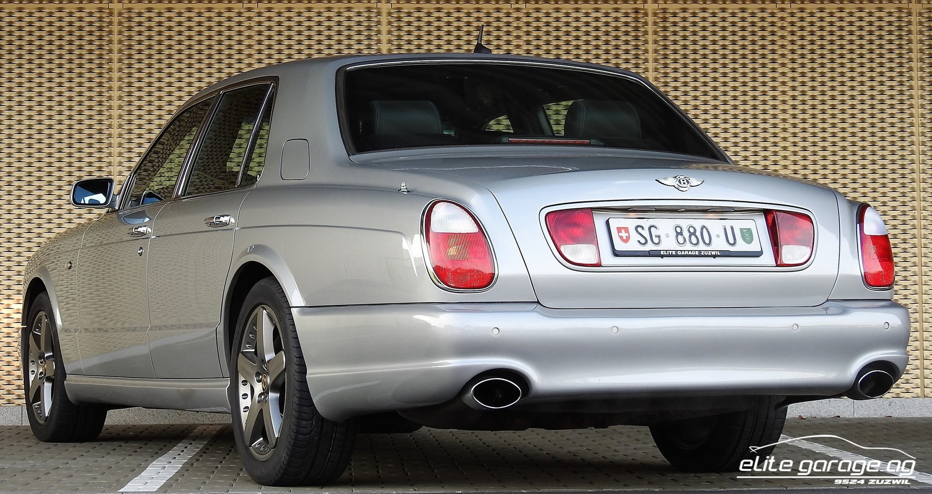 BENTLEY Arnage T-image-4