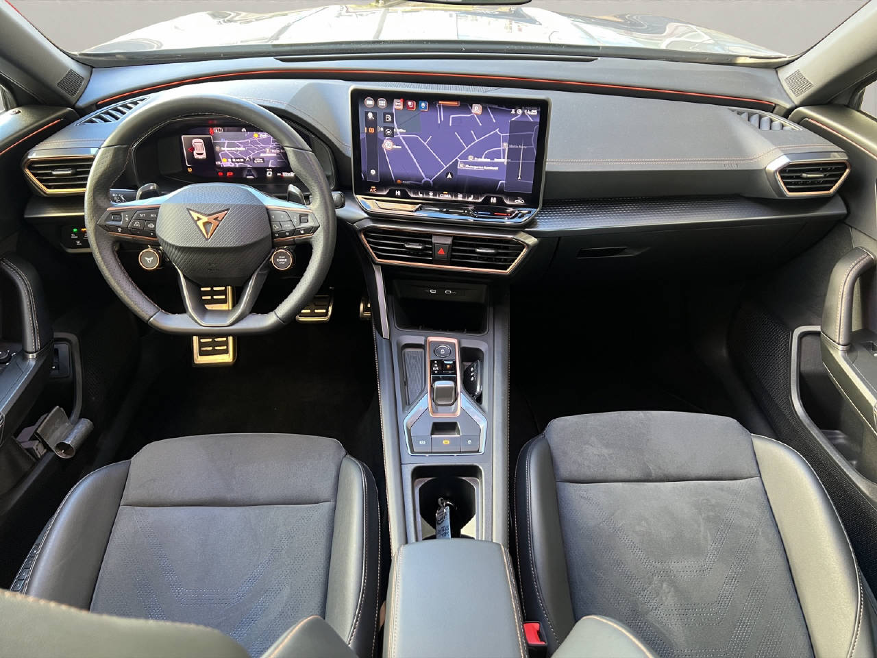 CUPRA Formentor 2.0 TSI VZ 333PS 4Drive DSG 4X4-image-9