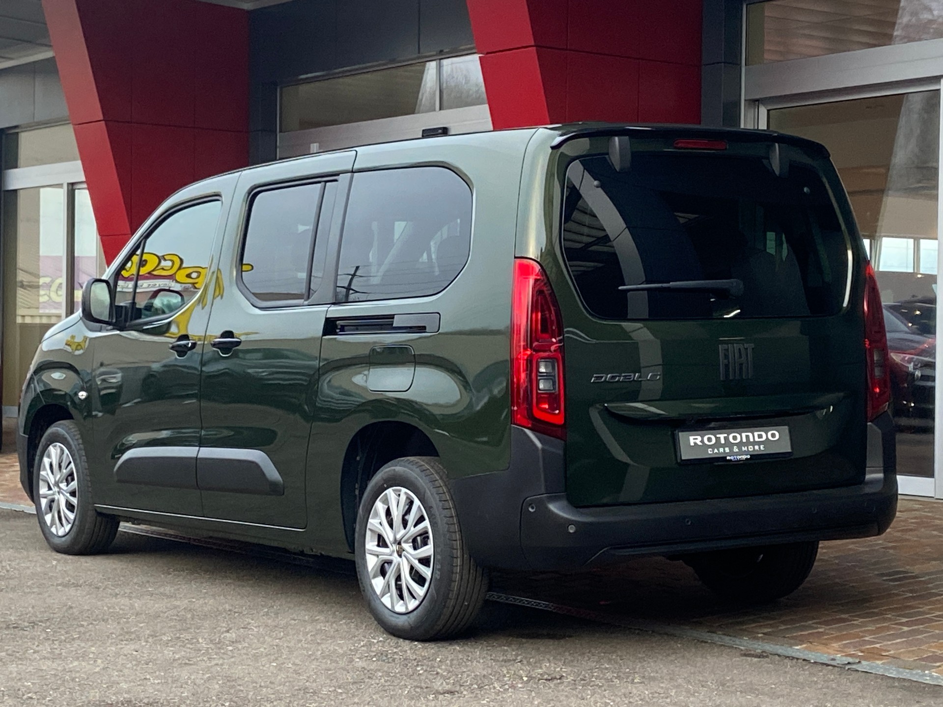 FIAT Doblo L2 1.5 BlueHDi Automat - 7 Plätze-image-24