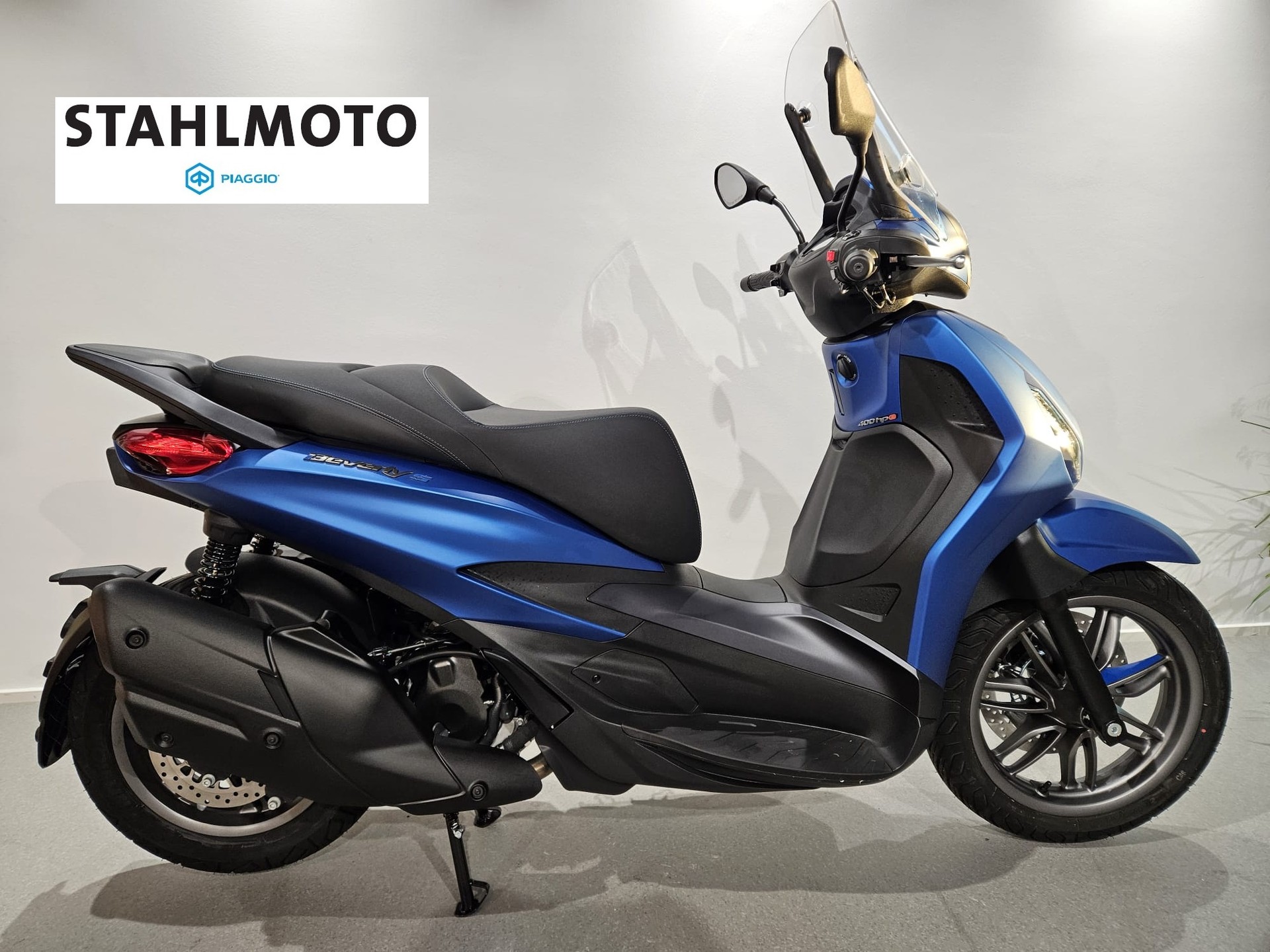PIAGGIO Beverly 400 Sport E5+-image-0