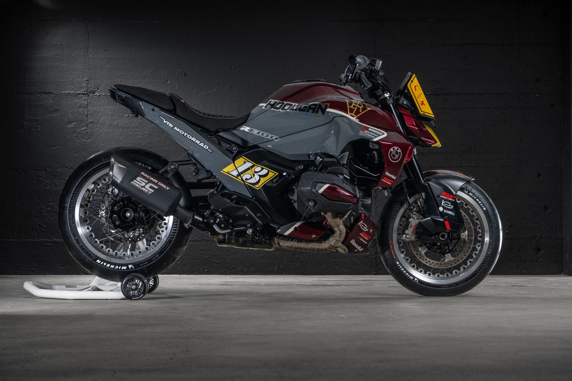 BMW R 1300 R "HOOLIGAN 13" by VTR Customs-image-1