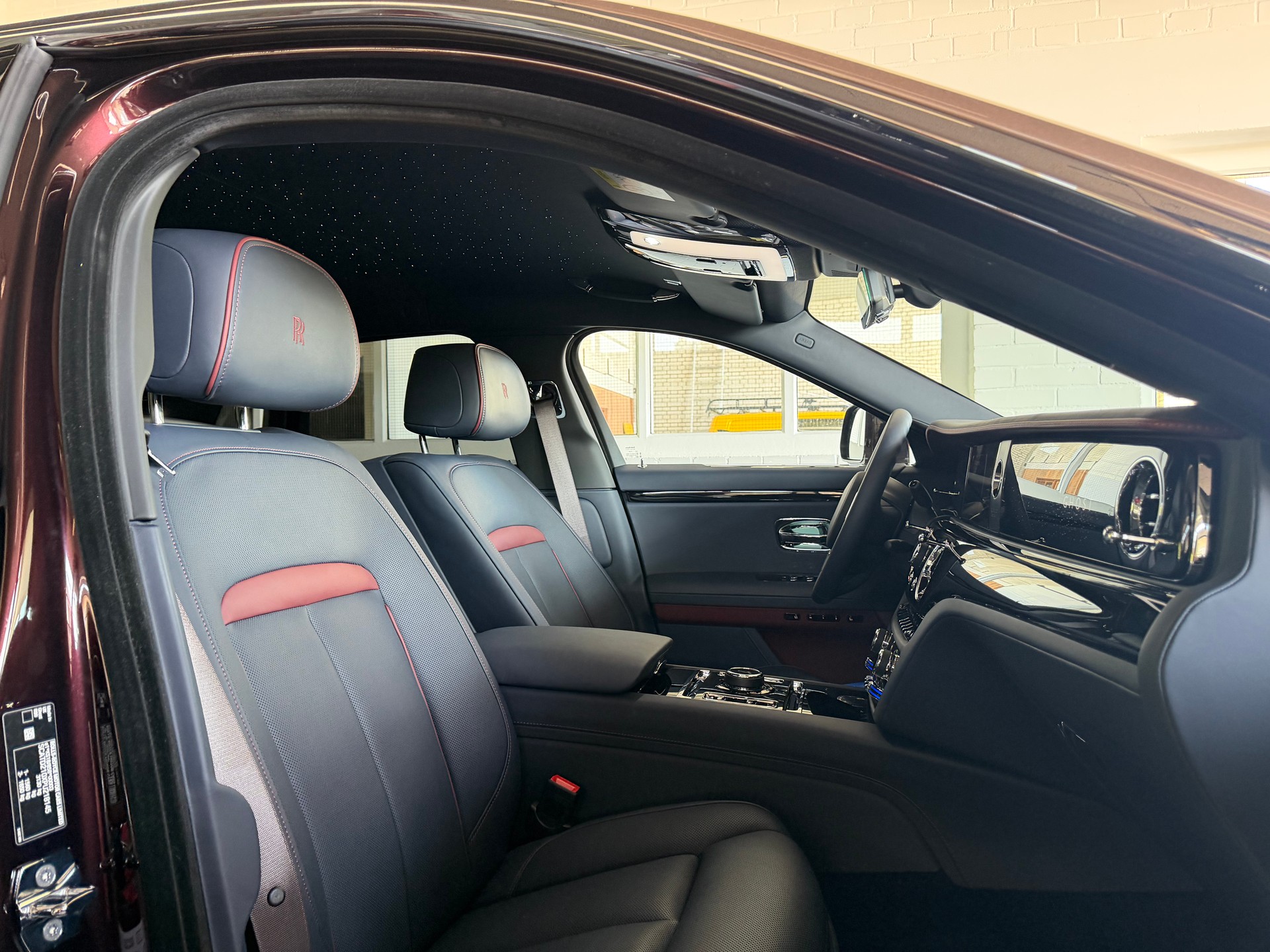 ROLLS-ROYCE Ghost II 6.75 V12 571 PS ( CH )-image-8