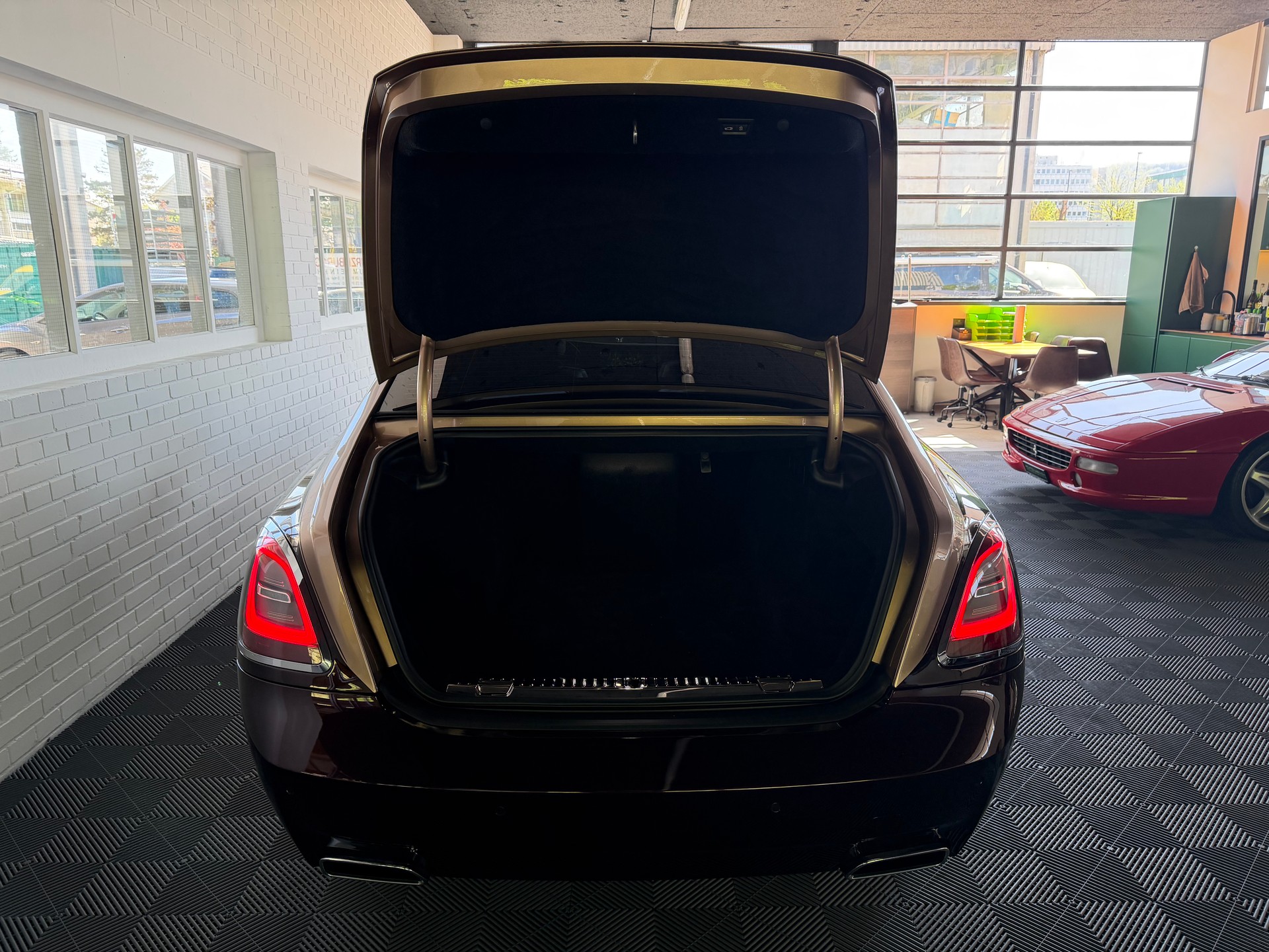 ROLLS-ROYCE Ghost II 6.75 V12 571 PS ( CH )-image-13
