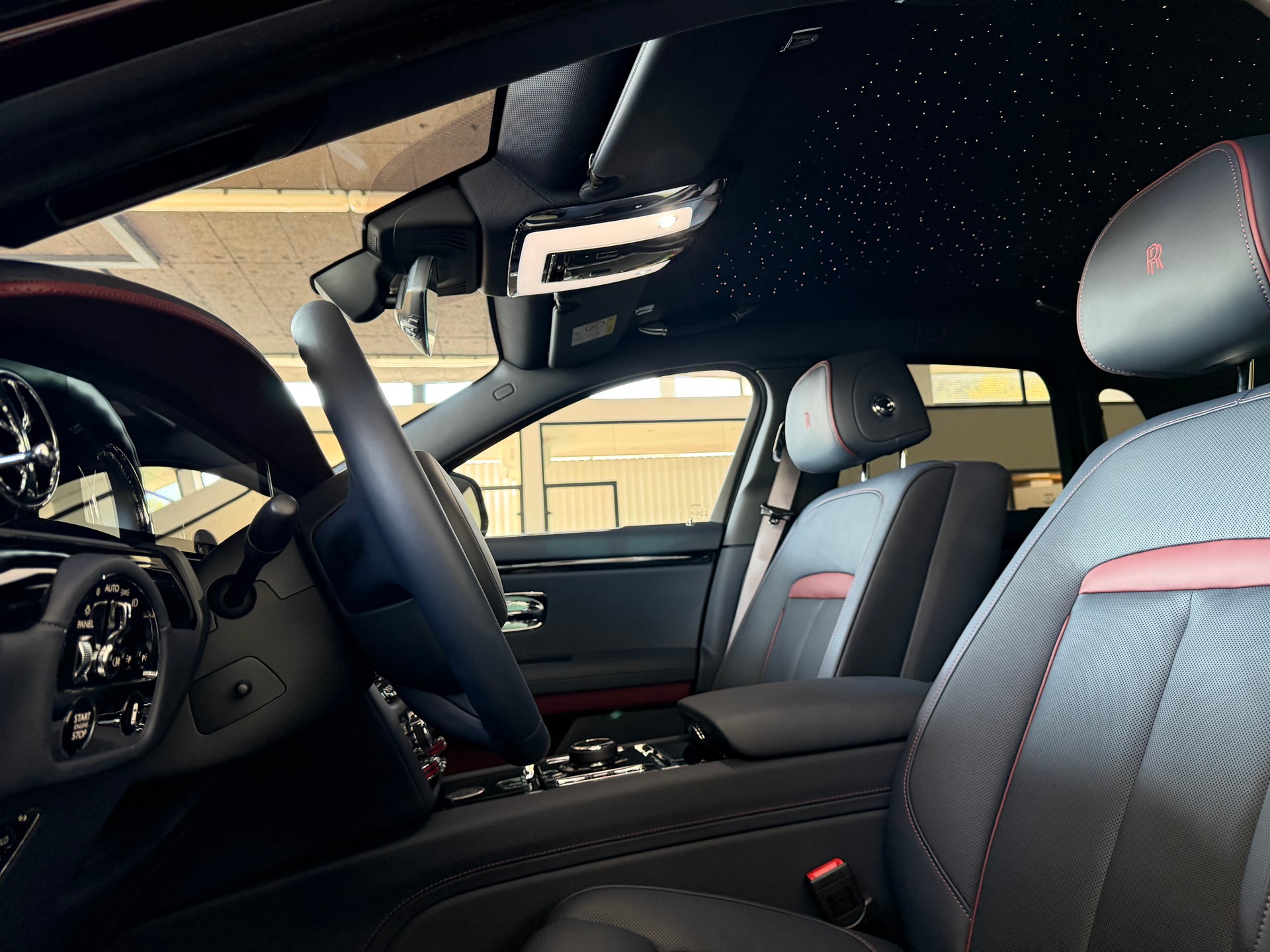 ROLLS-ROYCE Ghost II 6.75 V12 571 PS ( CH )-image-17