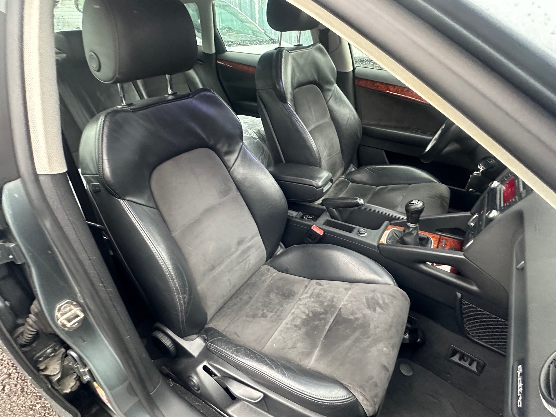 AUDI A3 Sportback 1.8 TFSI Ambiente quattro-image-10