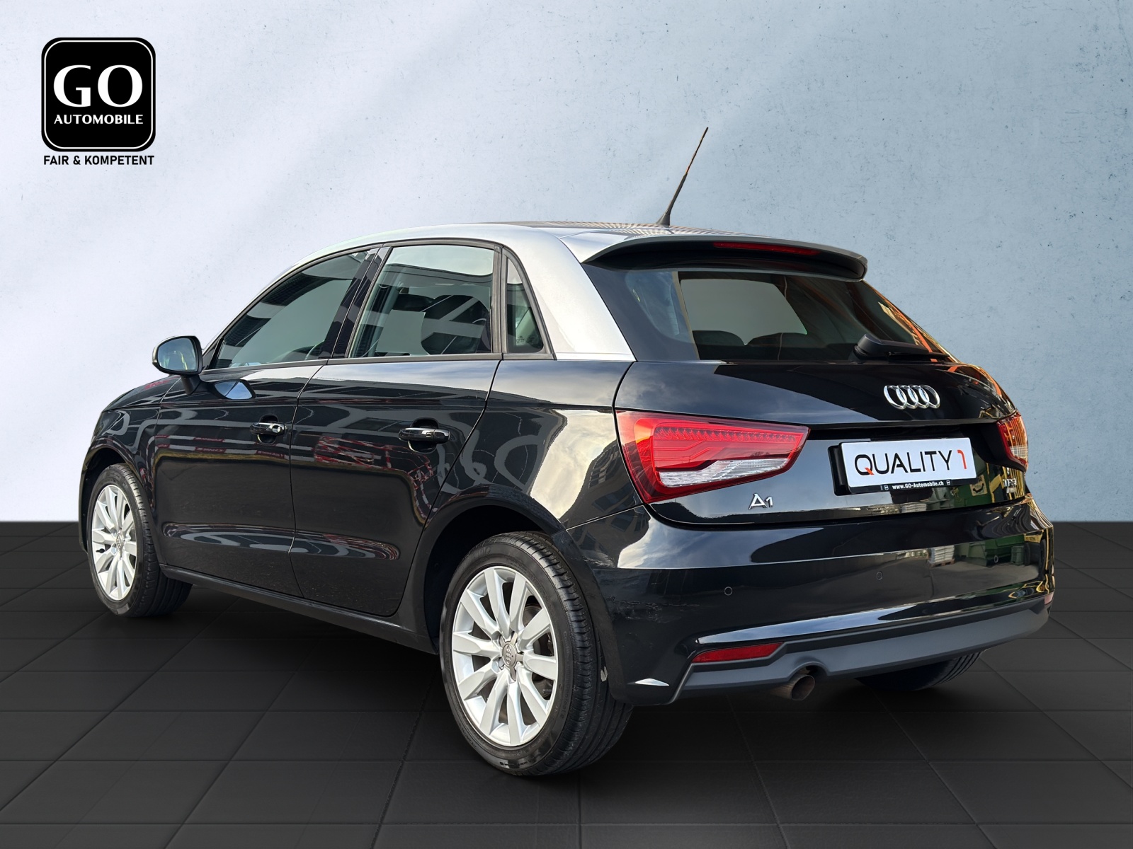 AUDI A1 Sportback 1.0 TFSI ultra *HANDSCHALTUNG*-image-4