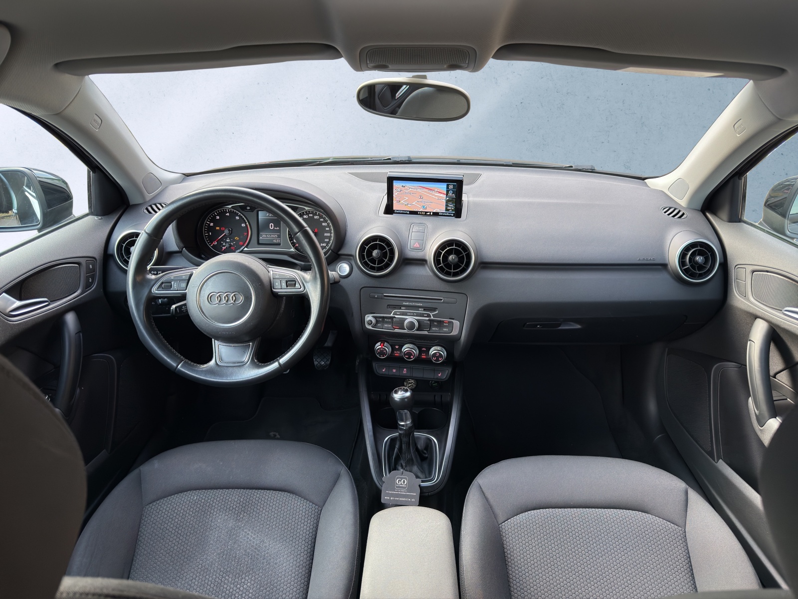 AUDI A1 Sportback 1.0 TFSI ultra *HANDSCHALTUNG*-image-9