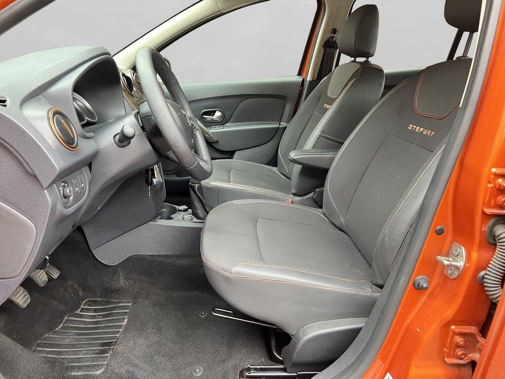 DACIA Sandero Tce 90 Stepway Unlimited-image-8