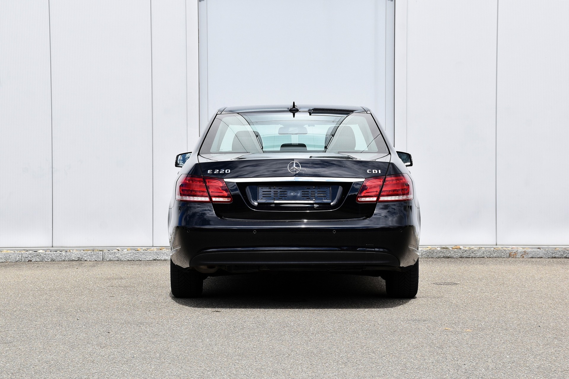 MERCEDES-BENZ E 220 CDI 7G-Tronic Classic-image-4
