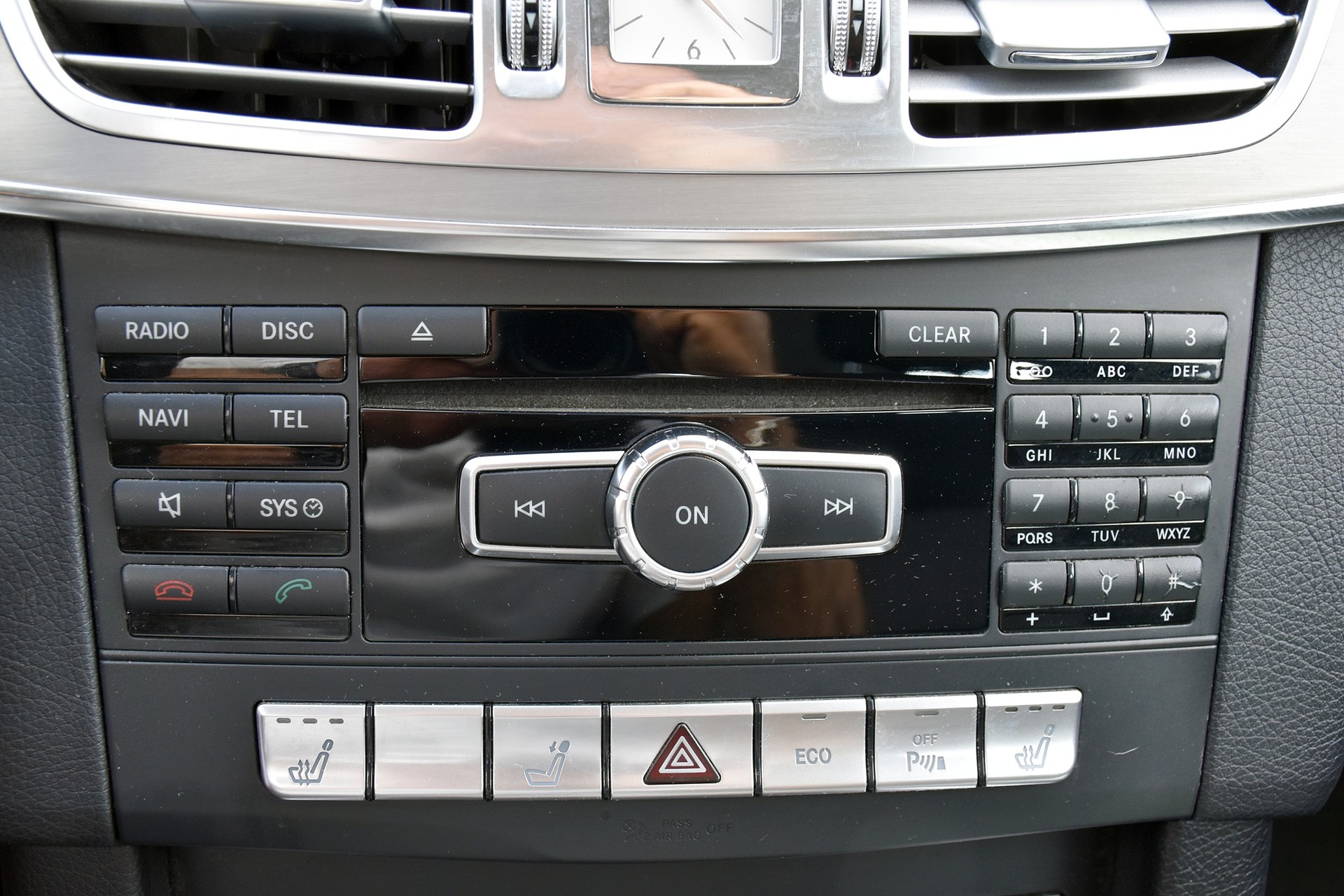 MERCEDES-BENZ E 220 CDI 7G-Tronic Classic-image-12