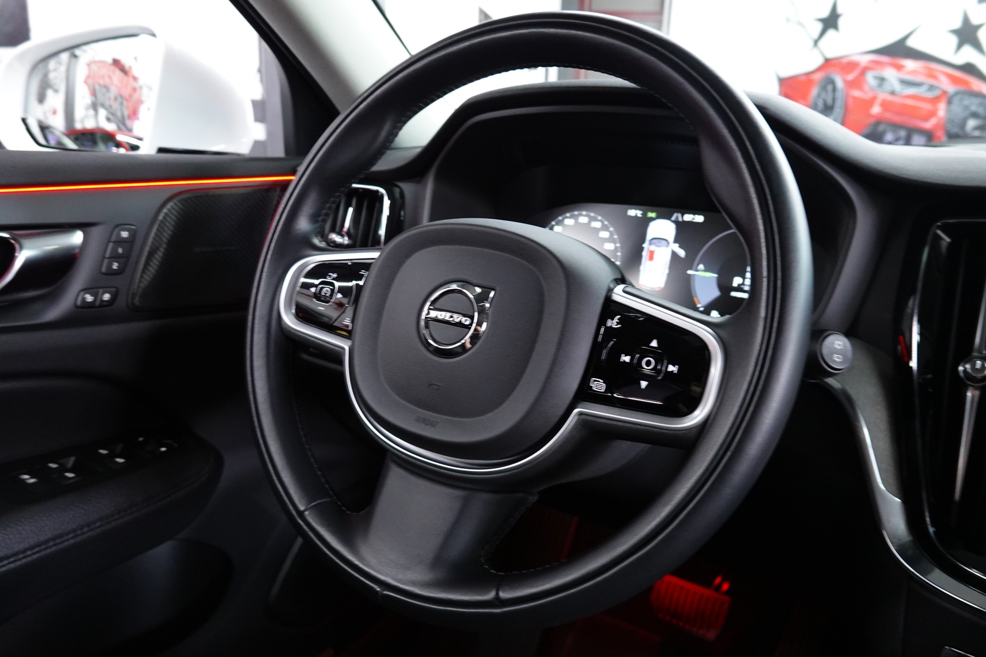 VOLVO V60 T6 eAWD TWIN ENGINE INSCRIPTION GEARTRONIC CH-FZ-image-45