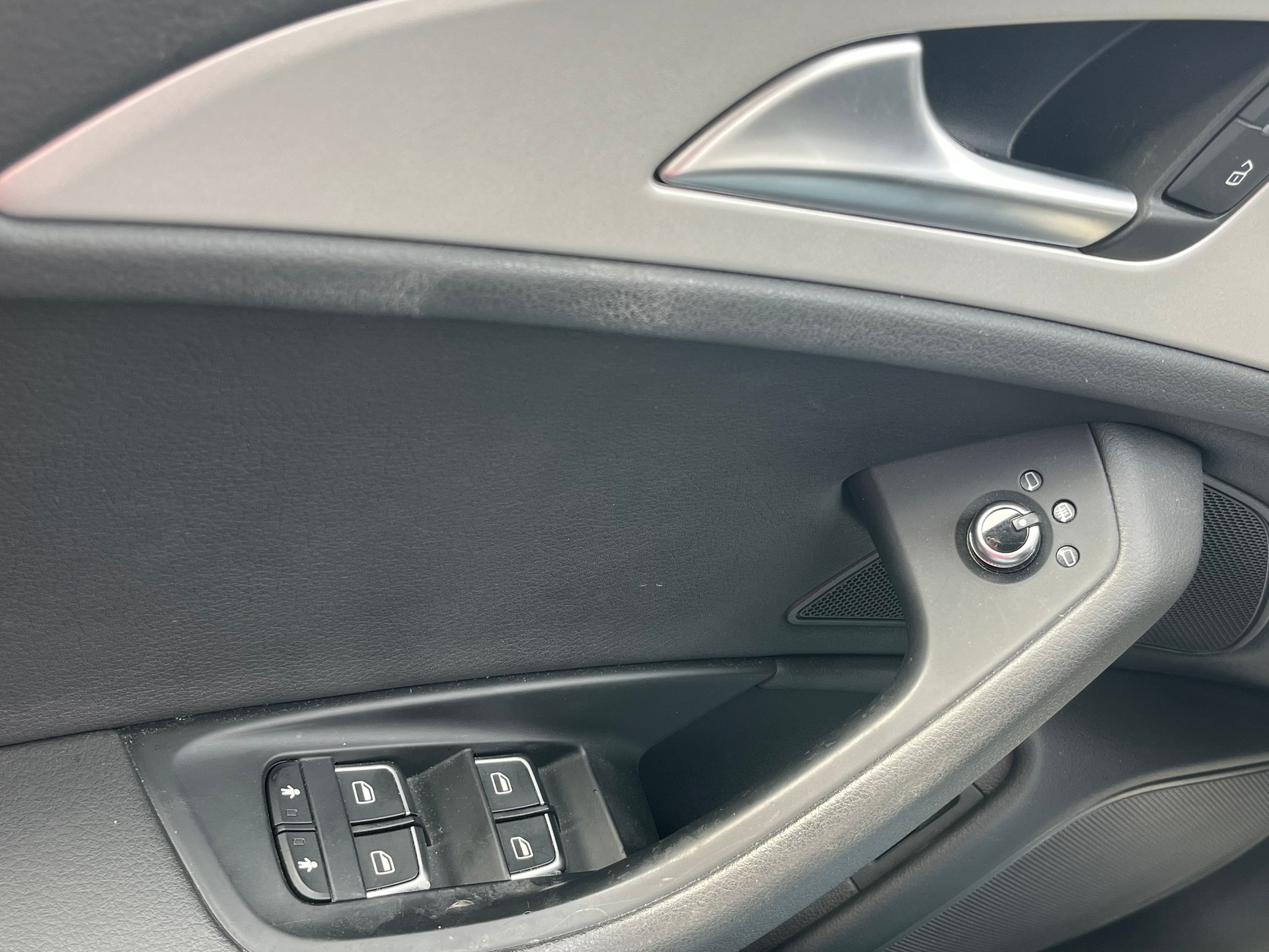 AUDI A6 Limousine 1.8 TFSI S-tronic-image-25