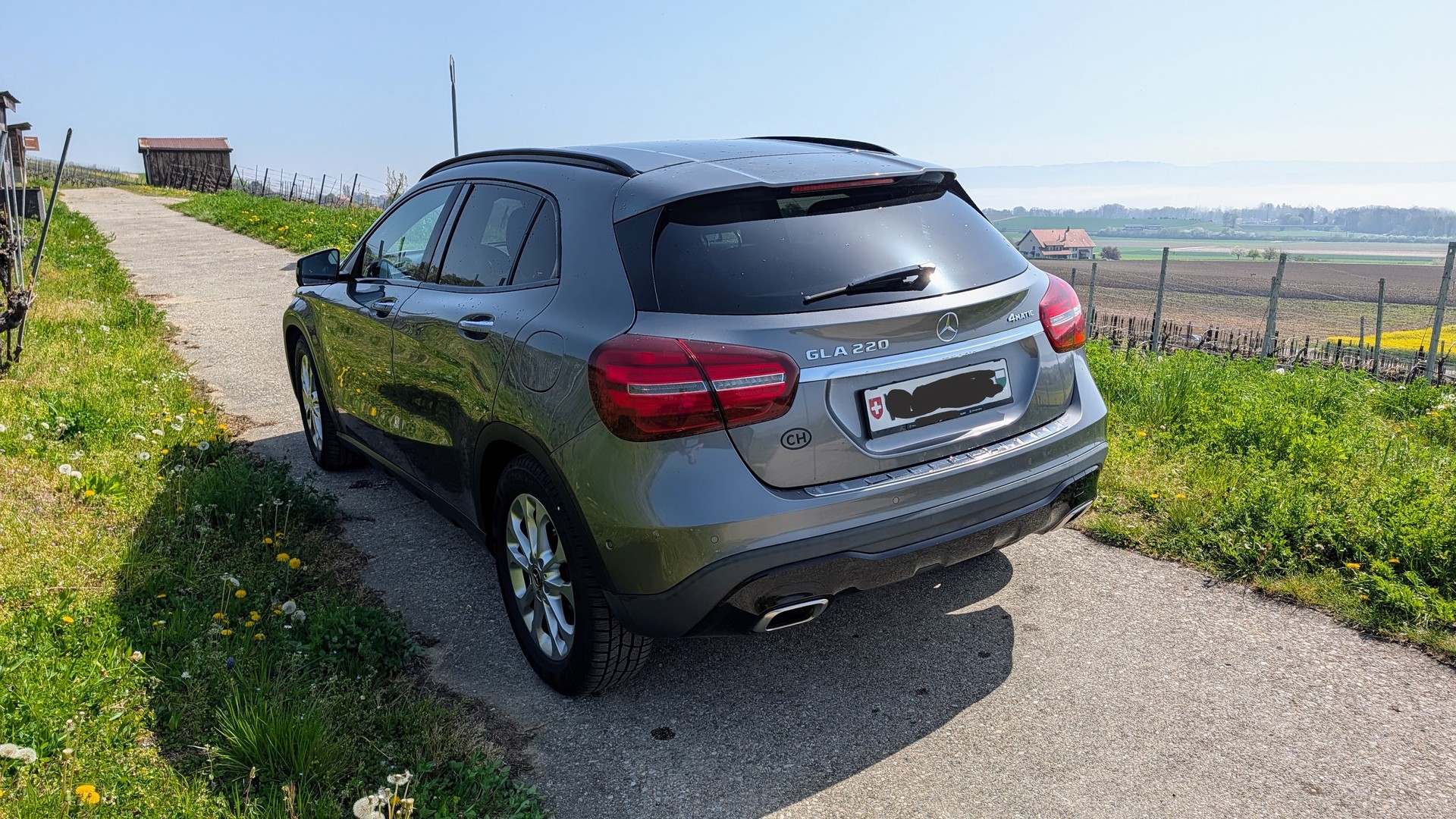 MERCEDES-BENZ GLA 220 Urban 4Matic 7G-DCT-image-1