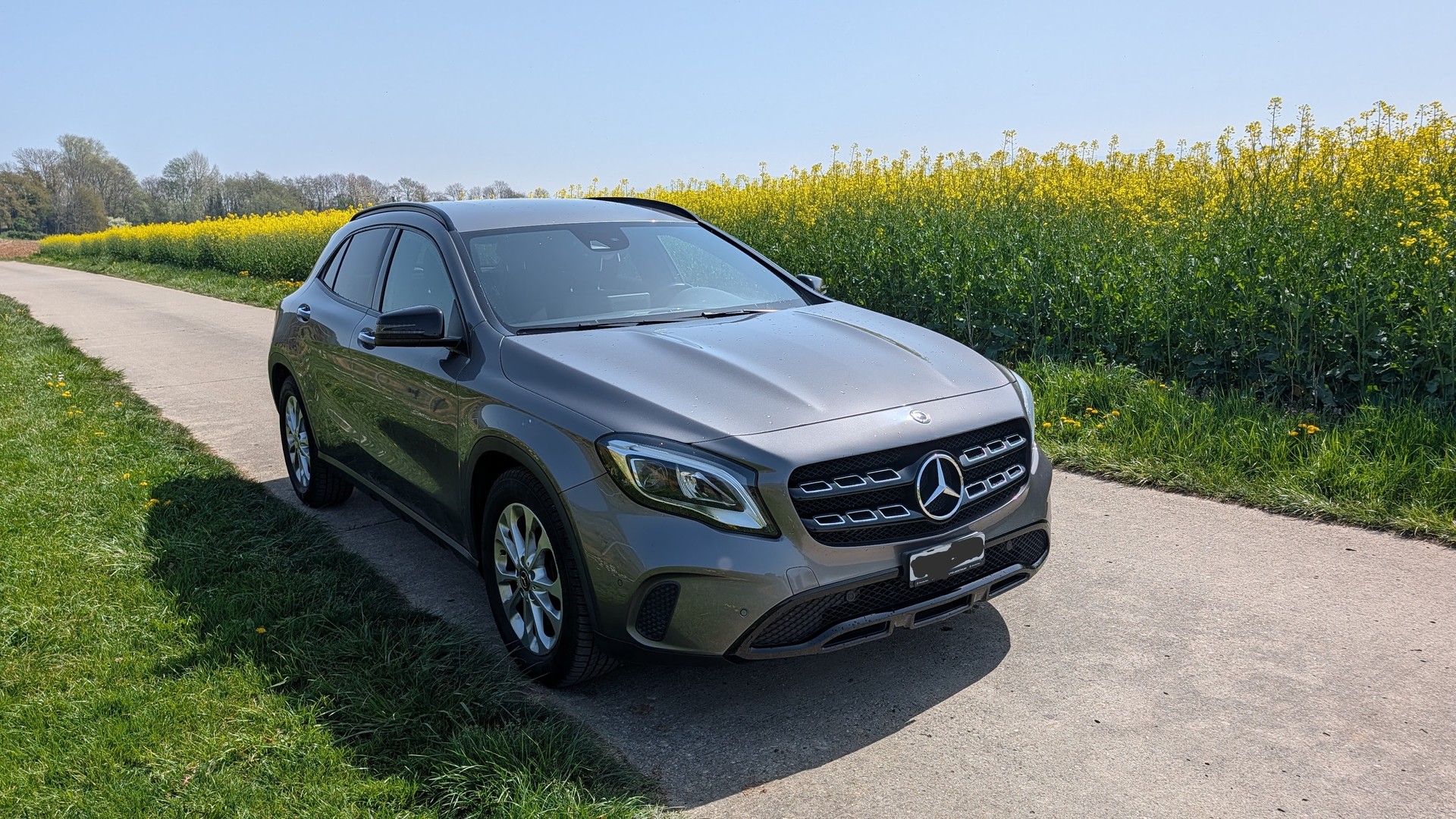 MERCEDES-BENZ GLA 220 Urban 4Matic 7G-DCT-image-4
