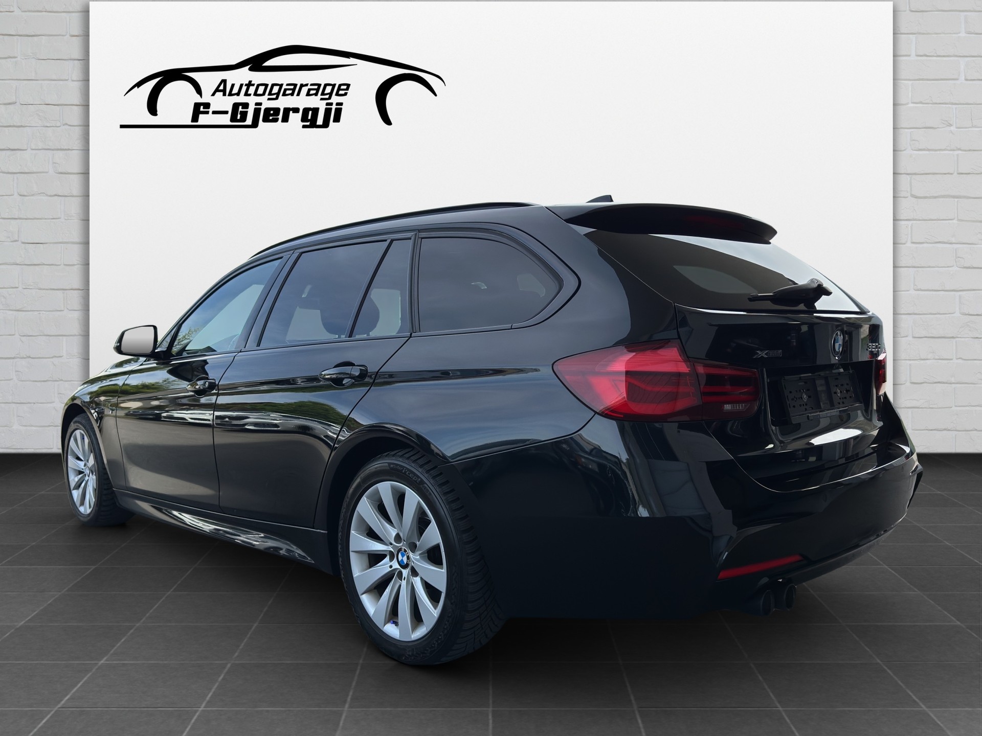 BMW 320d xDrive Touring Edition M Sport Steptronic-image-4