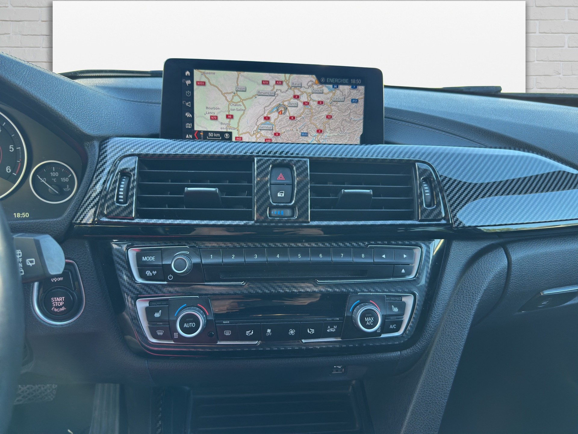 BMW 320d xDrive Touring Edition M Sport Steptronic-image-9