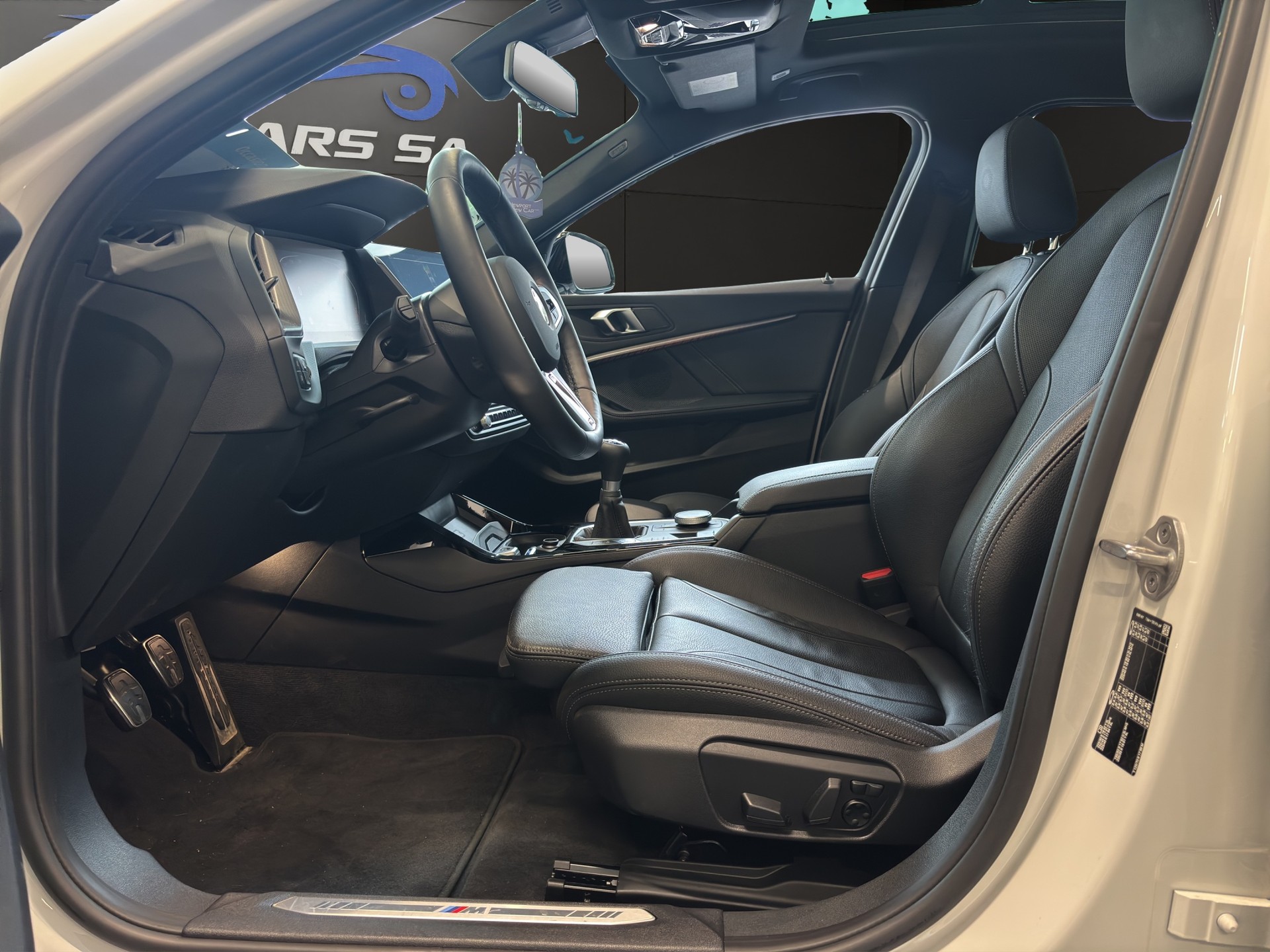 BMW 118d M Sport-image-14