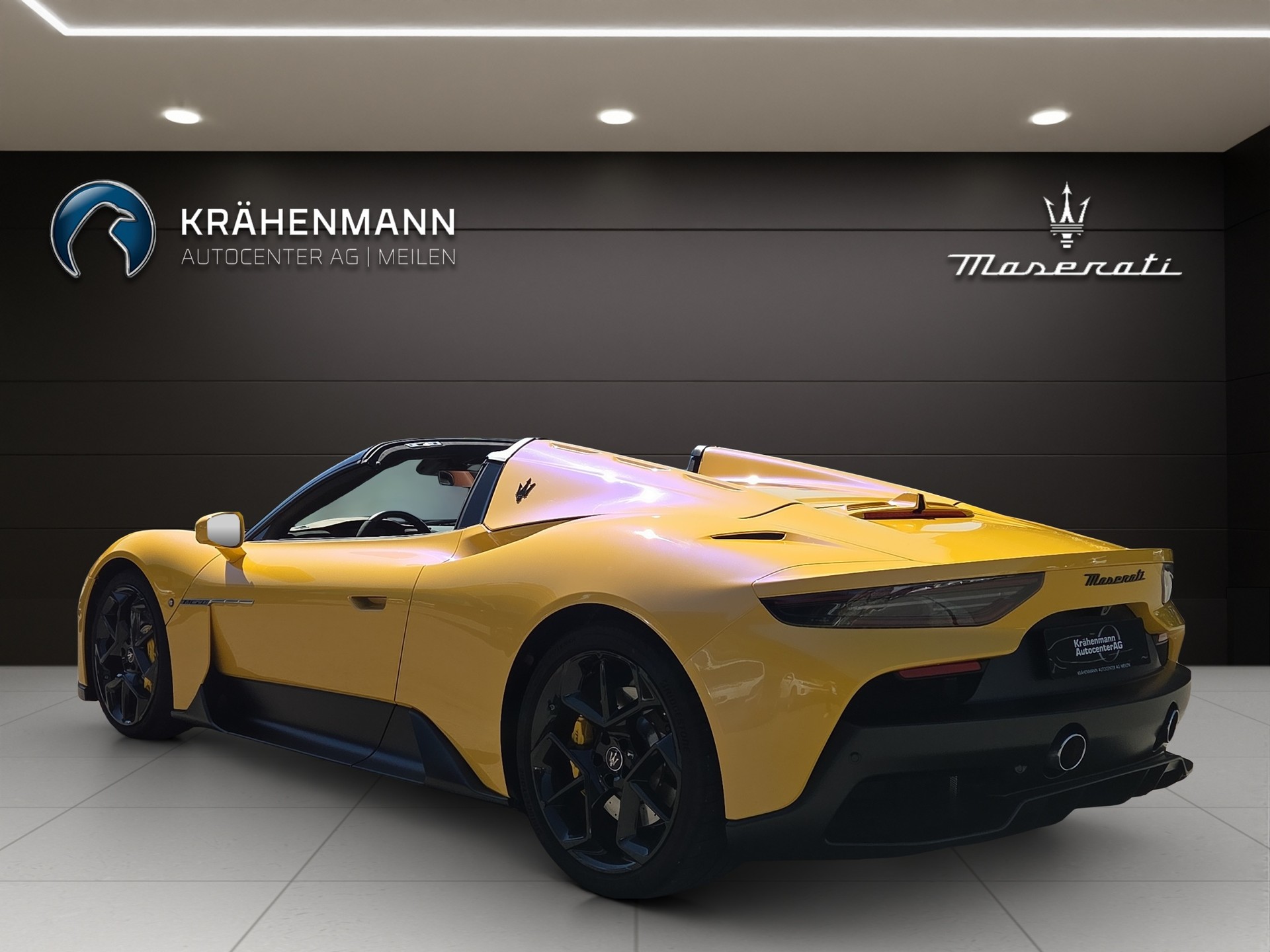 MASERATI MC 20 Cielo-showroom-element-2