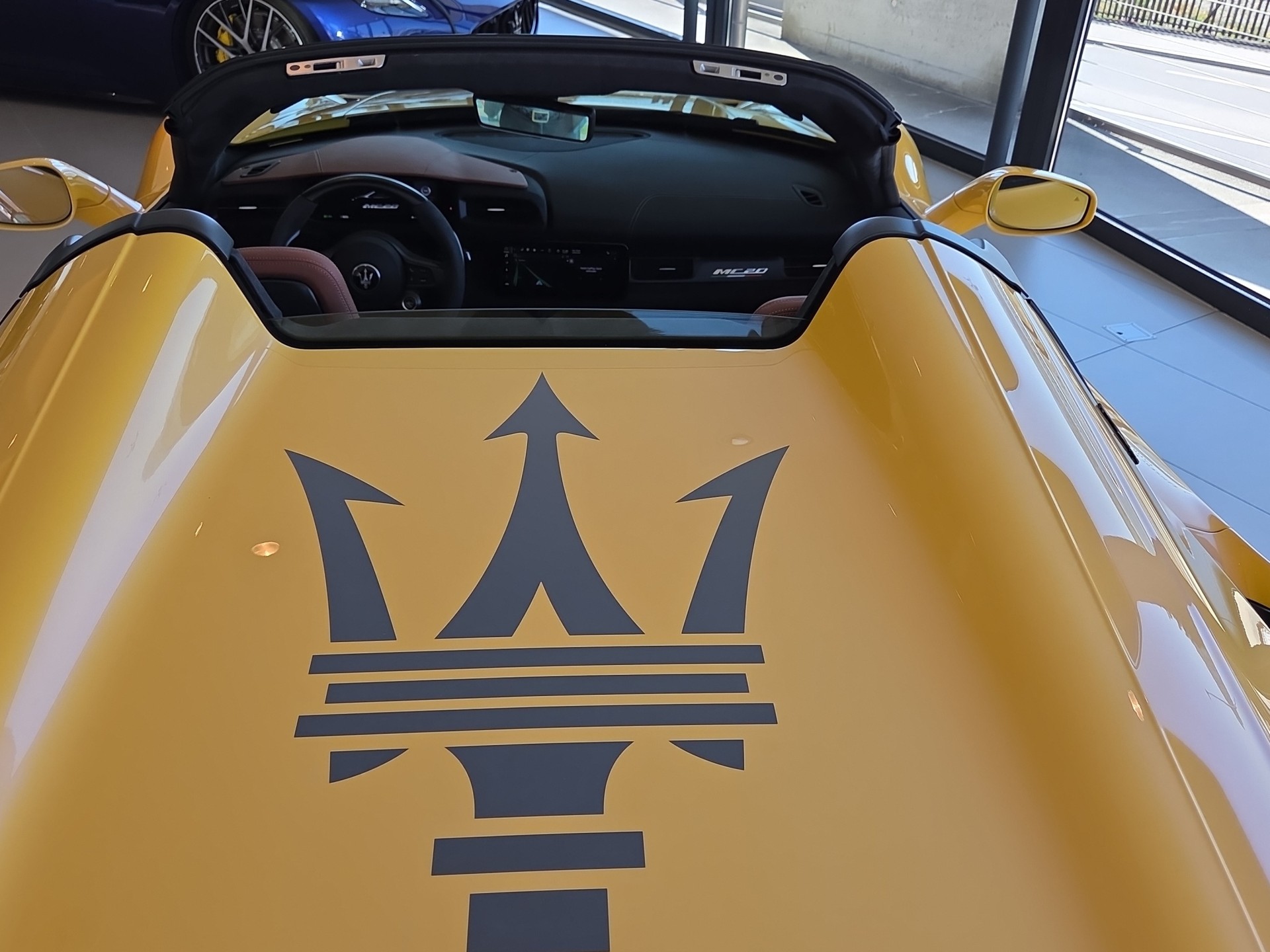 MASERATI MC 20 Cielo-image-12
