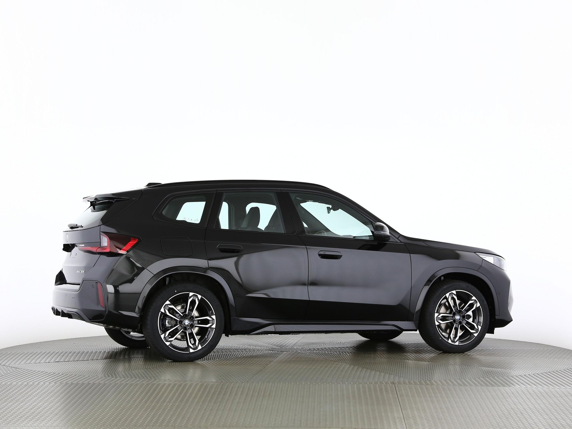 BMW X1 30e xDrive paddles-image-21