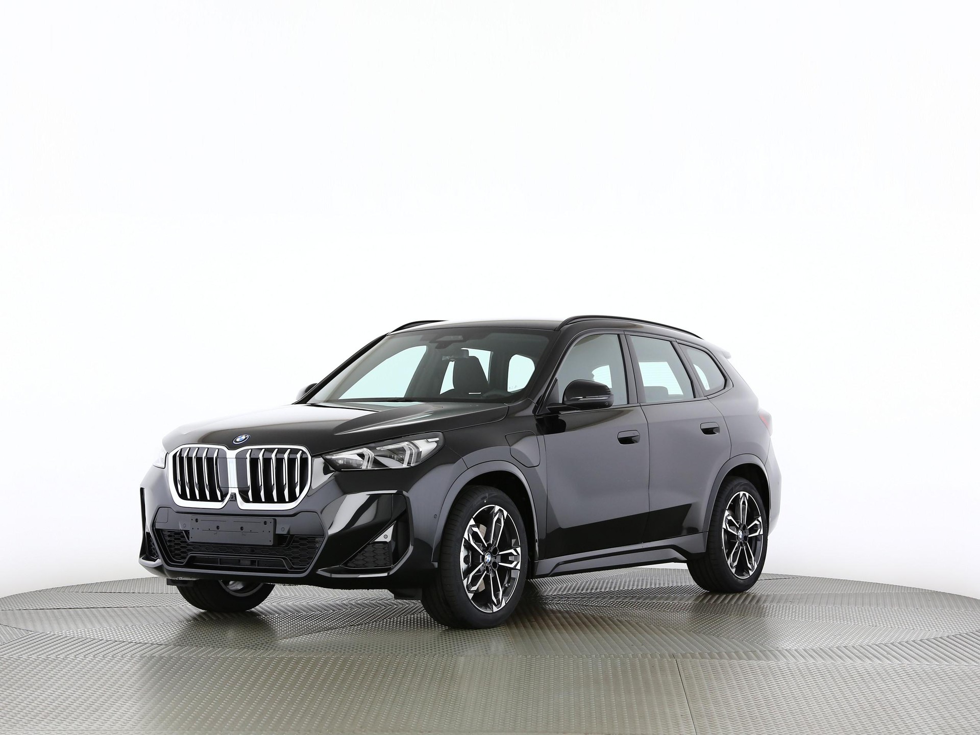 BMW X1 30e xDrive paddles-image-7