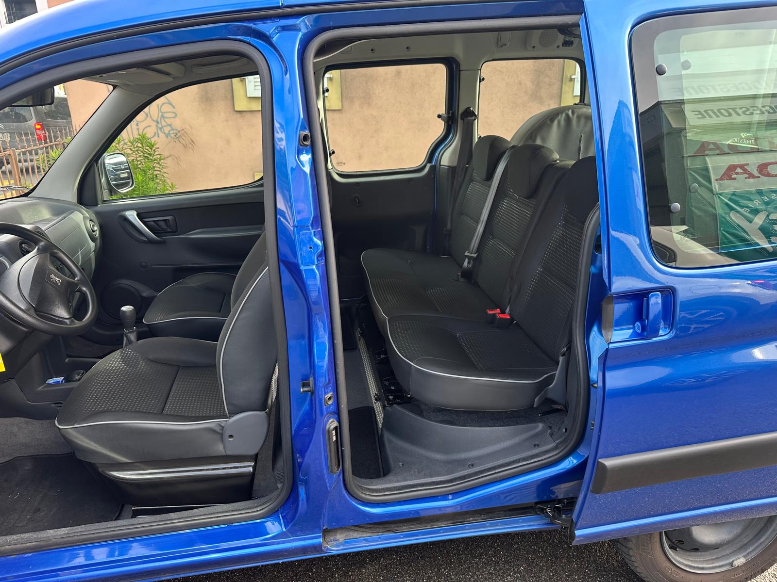 PEUGEOT Partner 2.0 HDI XT-image-5