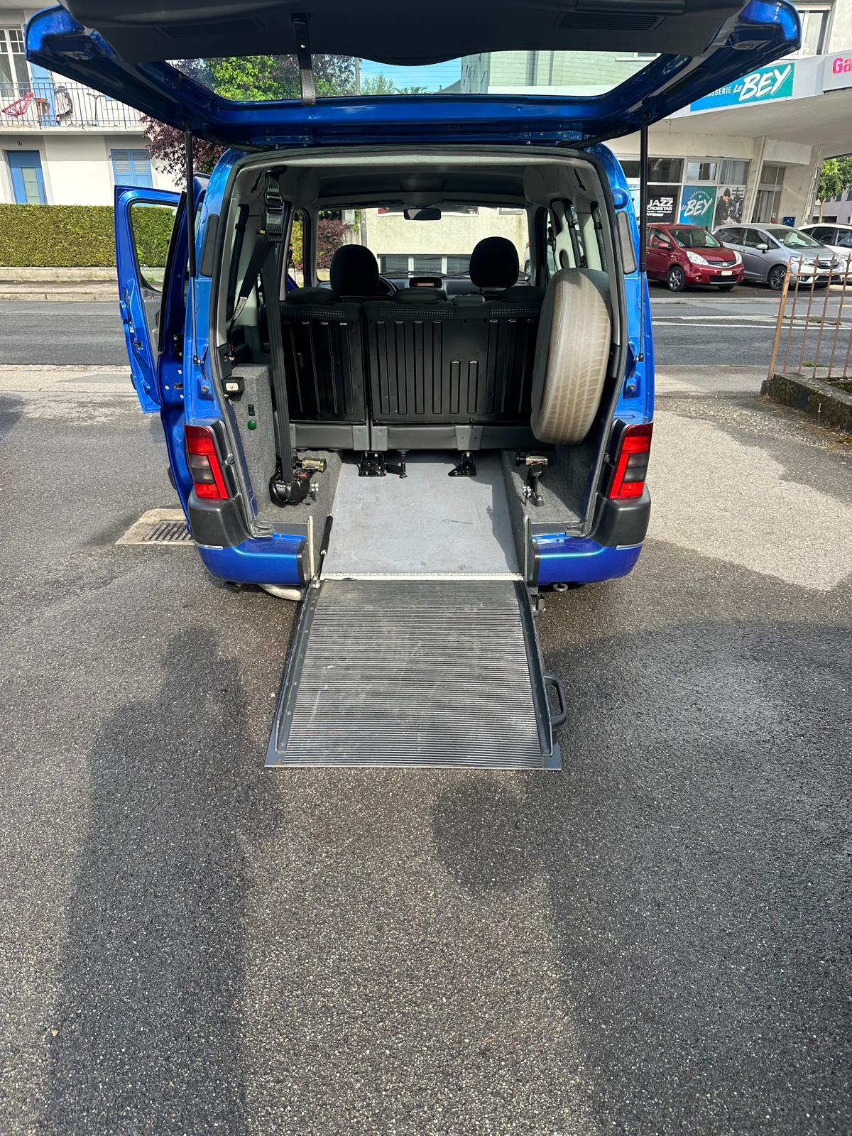 PEUGEOT Partner 2.0 HDI XT-image-2