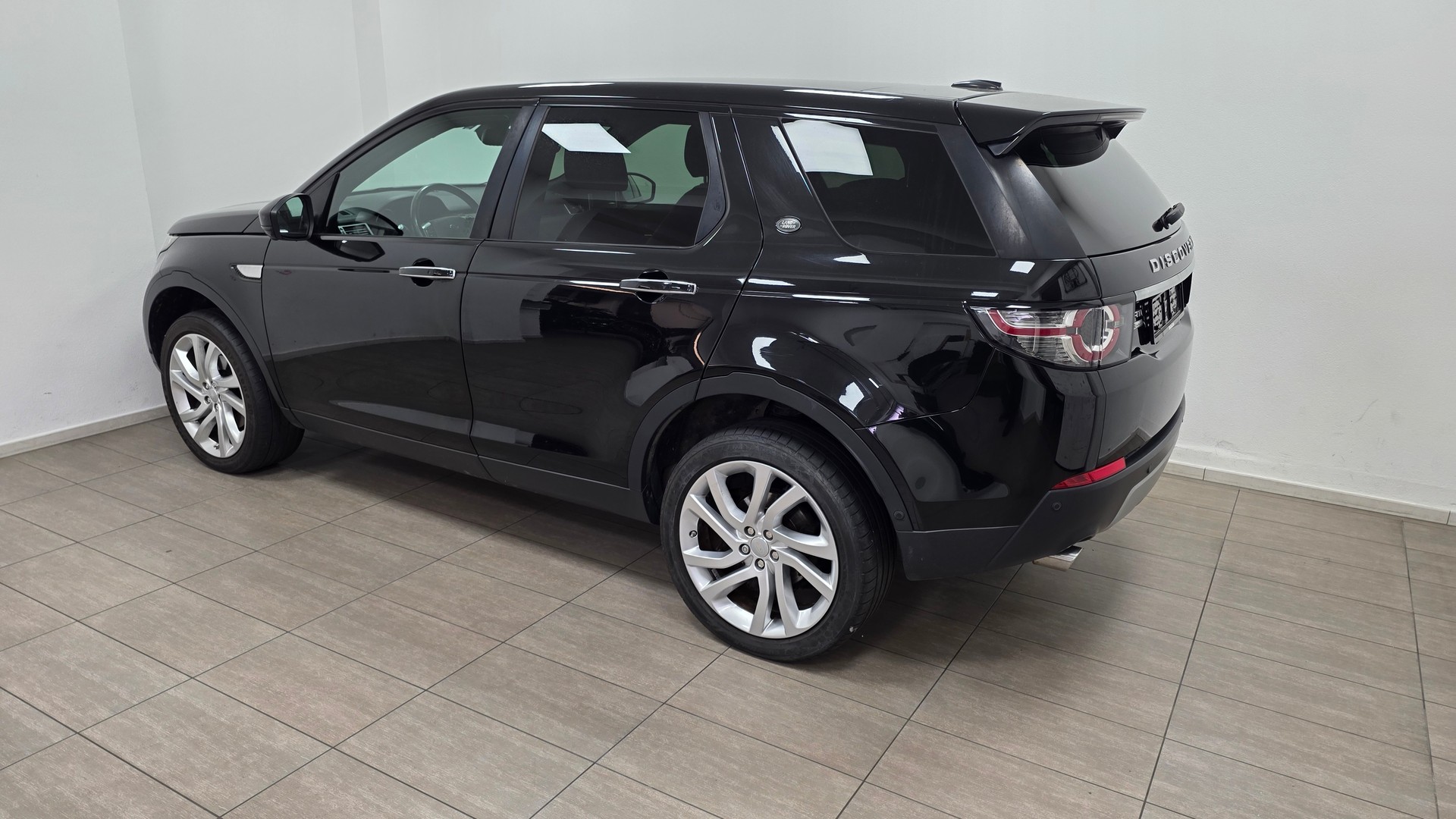 LAND ROVER Discovery Sport 2.0 TD4 HSE Luxury AT9-image-6