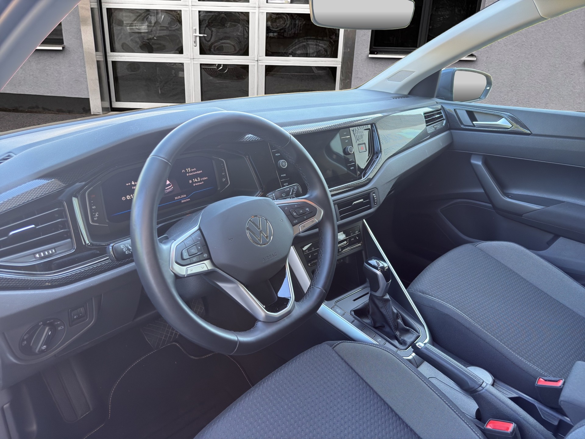 VW Polo 1.0 TSI Life DSG-image-11