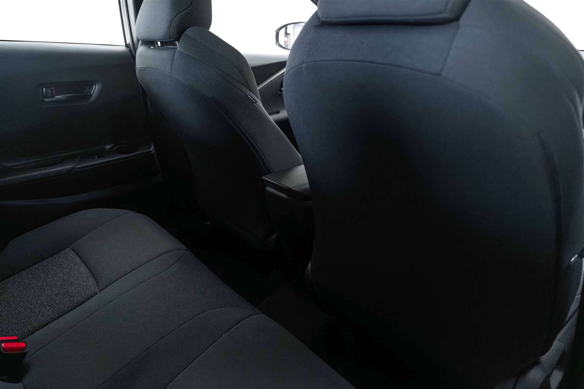 TOYOTA C-HR 1.8 HSD Comfort CVT-Automat-image-12