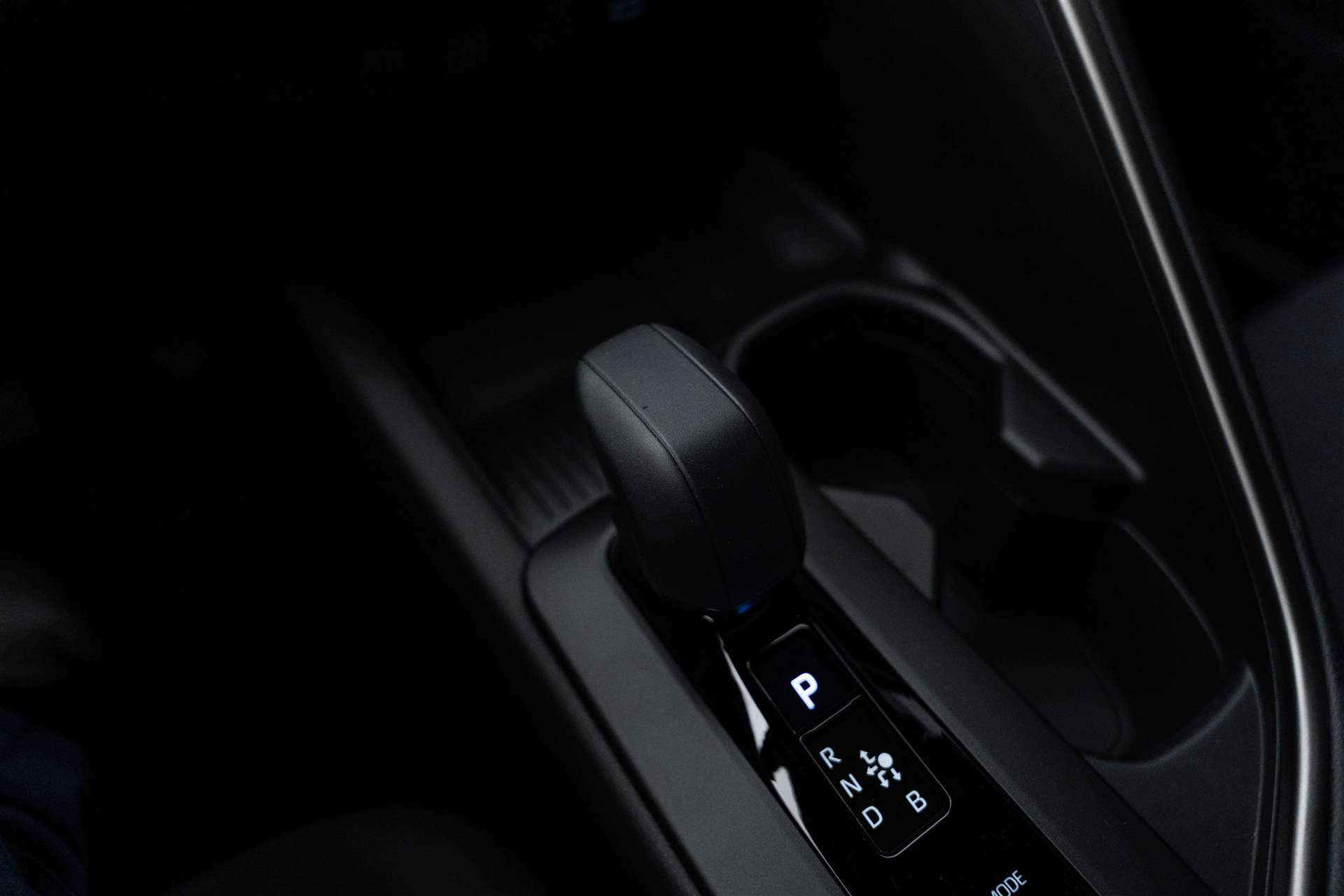 TOYOTA C-HR 1.8 HSD Comfort CVT-Automat-image-20