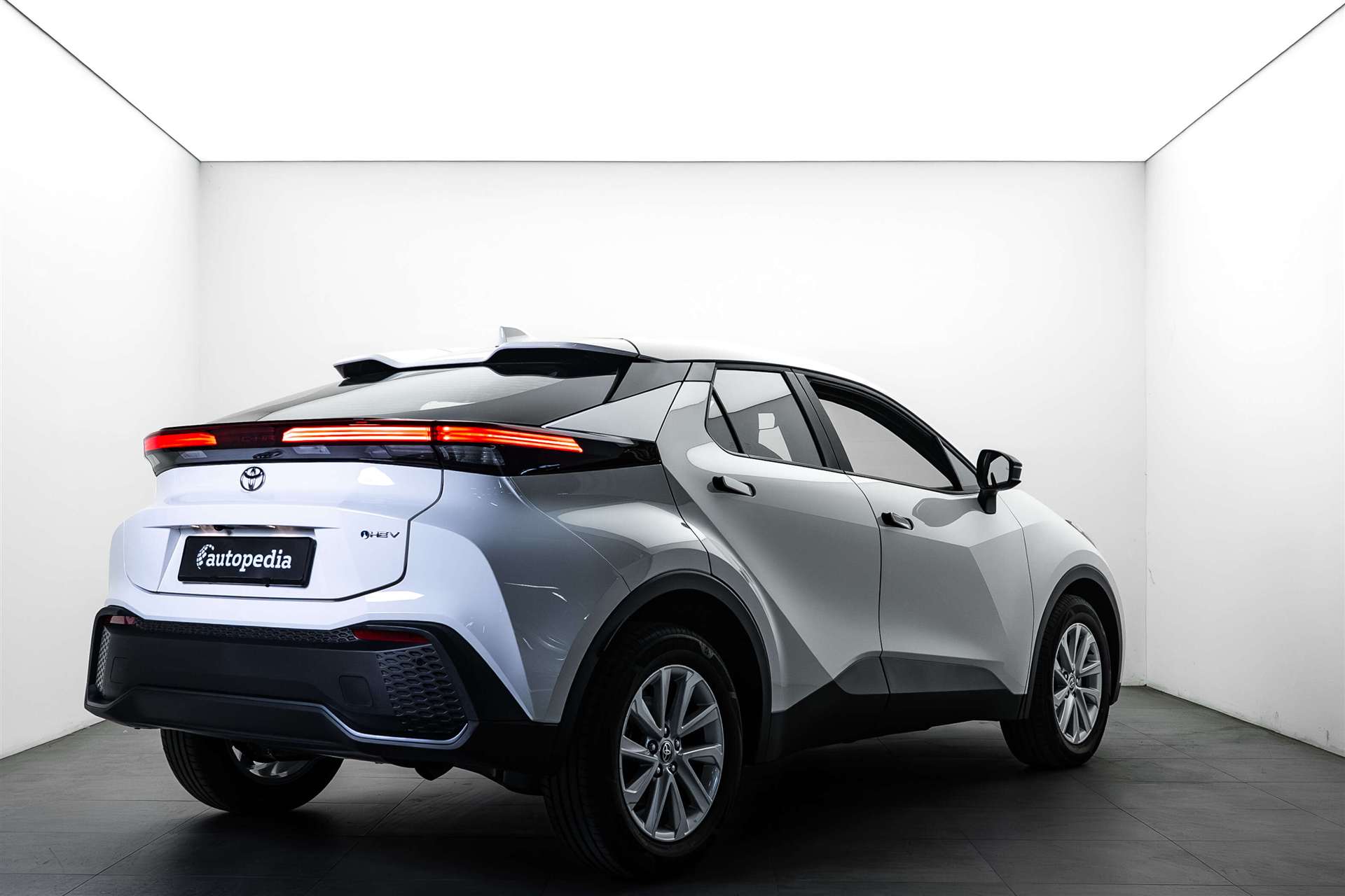 TOYOTA C-HR 1.8 HSD Comfort CVT-Automat-showroom-element-2