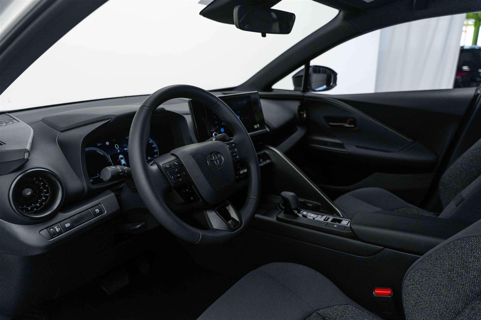 TOYOTA C-HR 1.8 HSD Comfort CVT-Automat-image-7