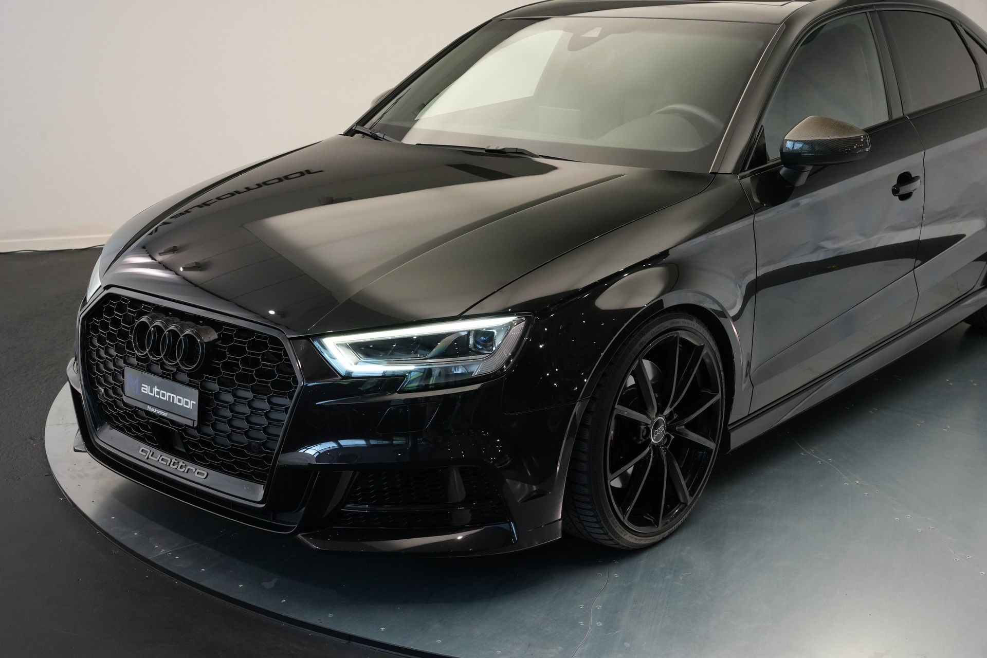 AUDI S3 Limousine 2.0 TFSI quattro S-tronic *Pantherschwarz* *Ego-X Auspuff*-image-36