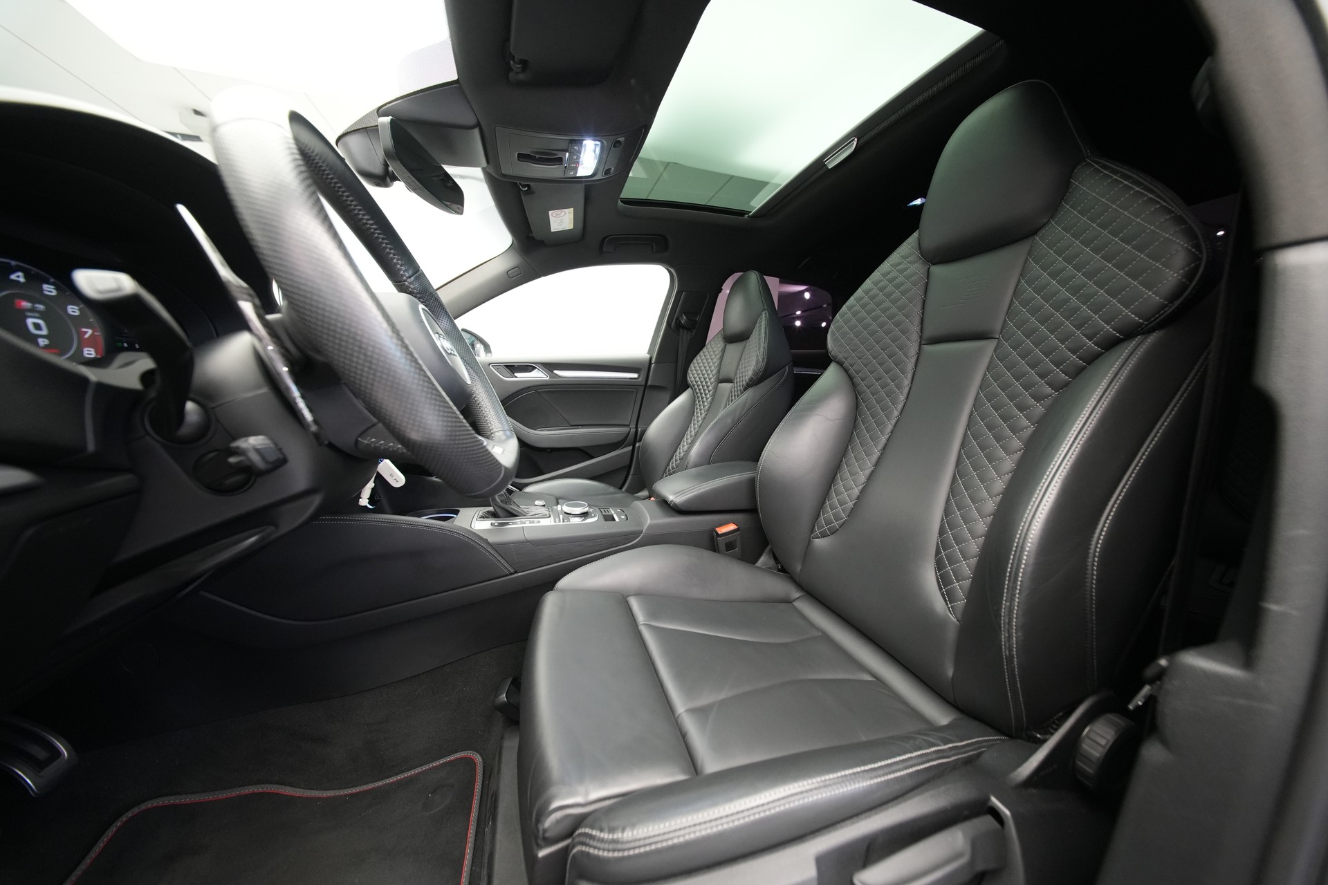 AUDI S3 Limousine 2.0 TFSI quattro S-tronic *Pantherschwarz* *Ego-X Auspuff*-image-15