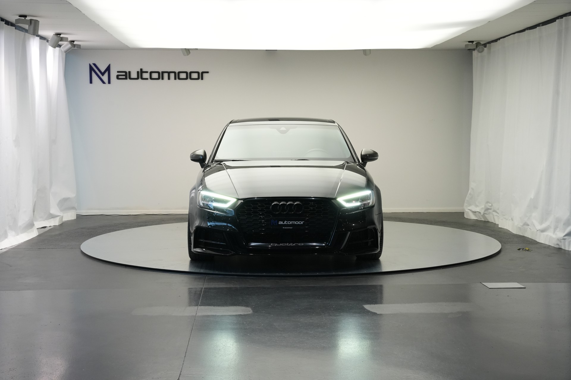 AUDI S3 Limousine 2.0 TFSI quattro S-tronic *Pantherschwarz* *Ego-X Auspuff*-showroom-element-1