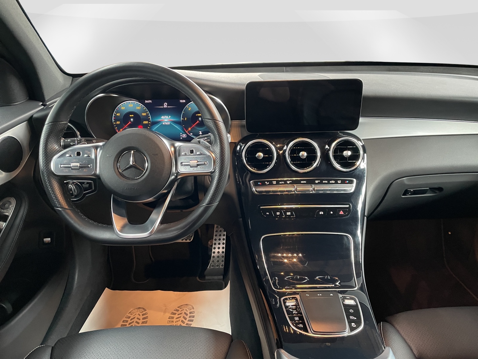MERCEDES-BENZ GLC 220 d AMG Line 4m-image-7