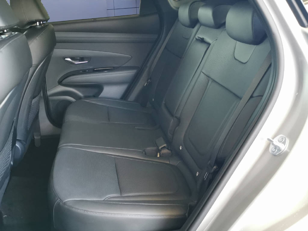 HYUNDAI TUCSON 1.6 T-GDi Hybrid Vertex 4WD-image-10