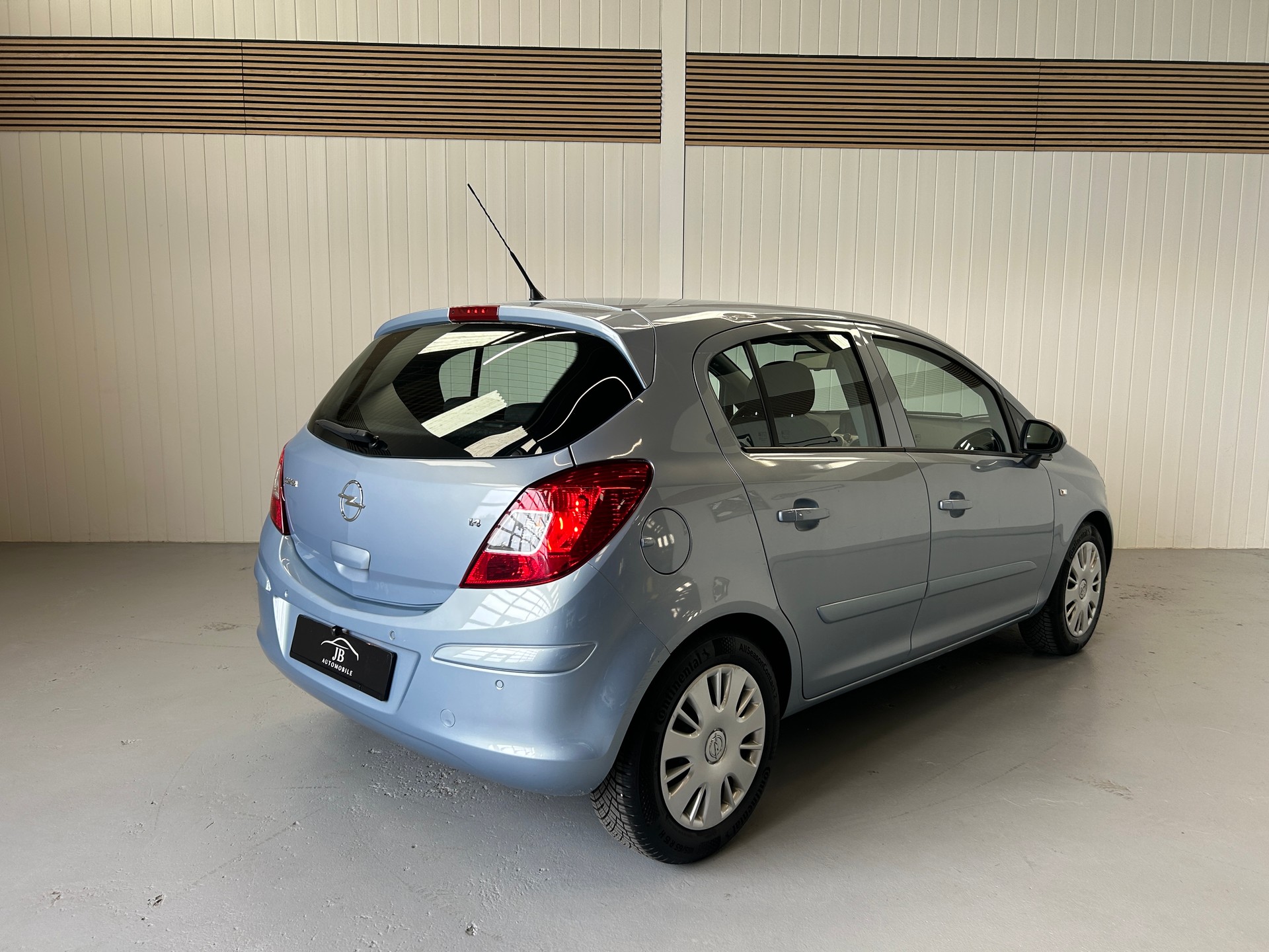 OPEL Corsa 1.4 TP Enjoy-image-4