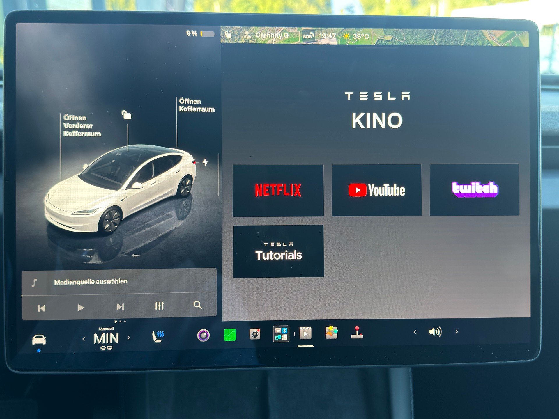 TESLA Model 3 Long Range Dual Motor AWD / Full Self Driving *RESERVIERT*-image-15