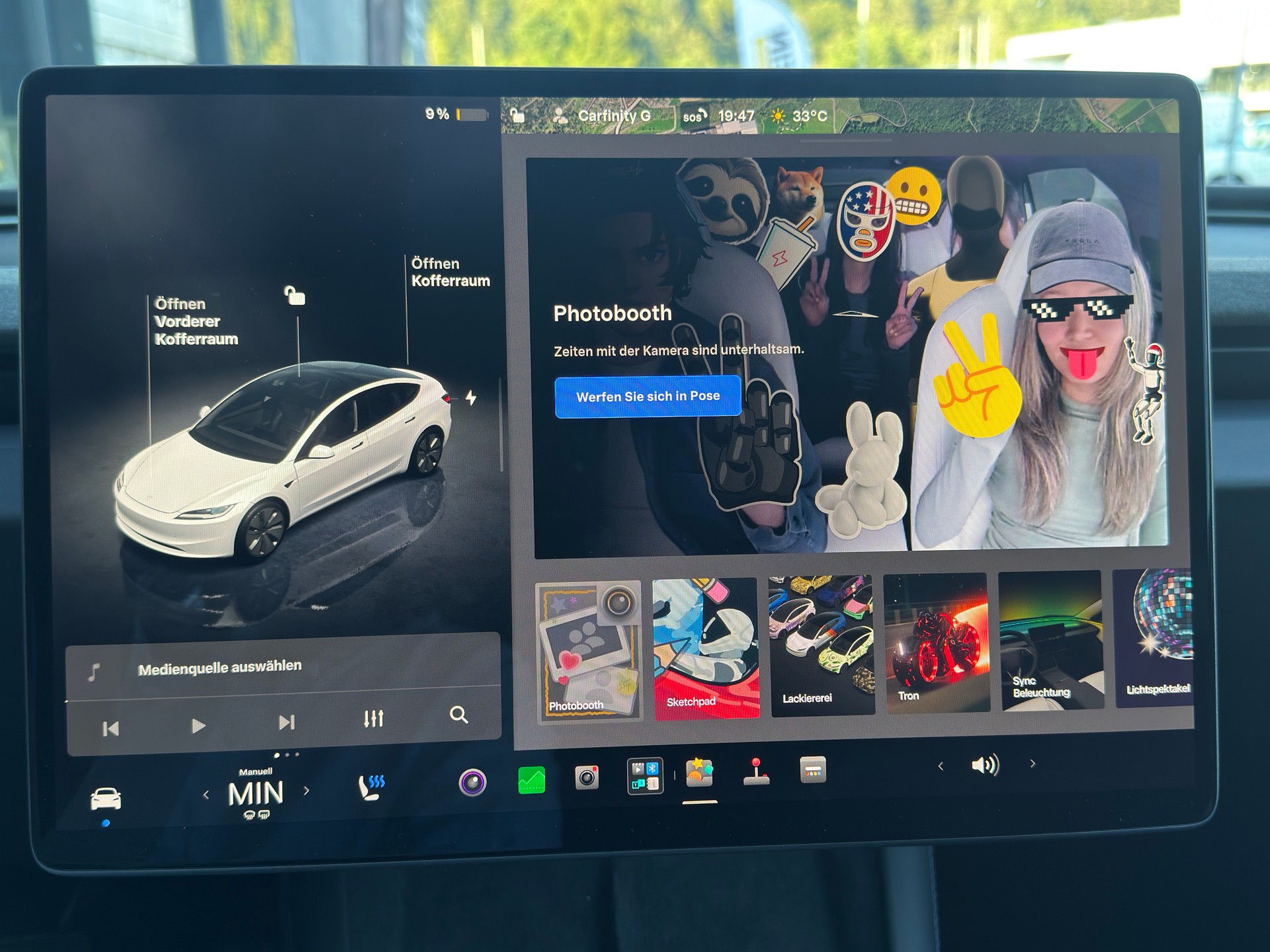 TESLA Model 3 Long Range Dual Motor AWD / Full Self Driving *RESERVIERT*-image-16