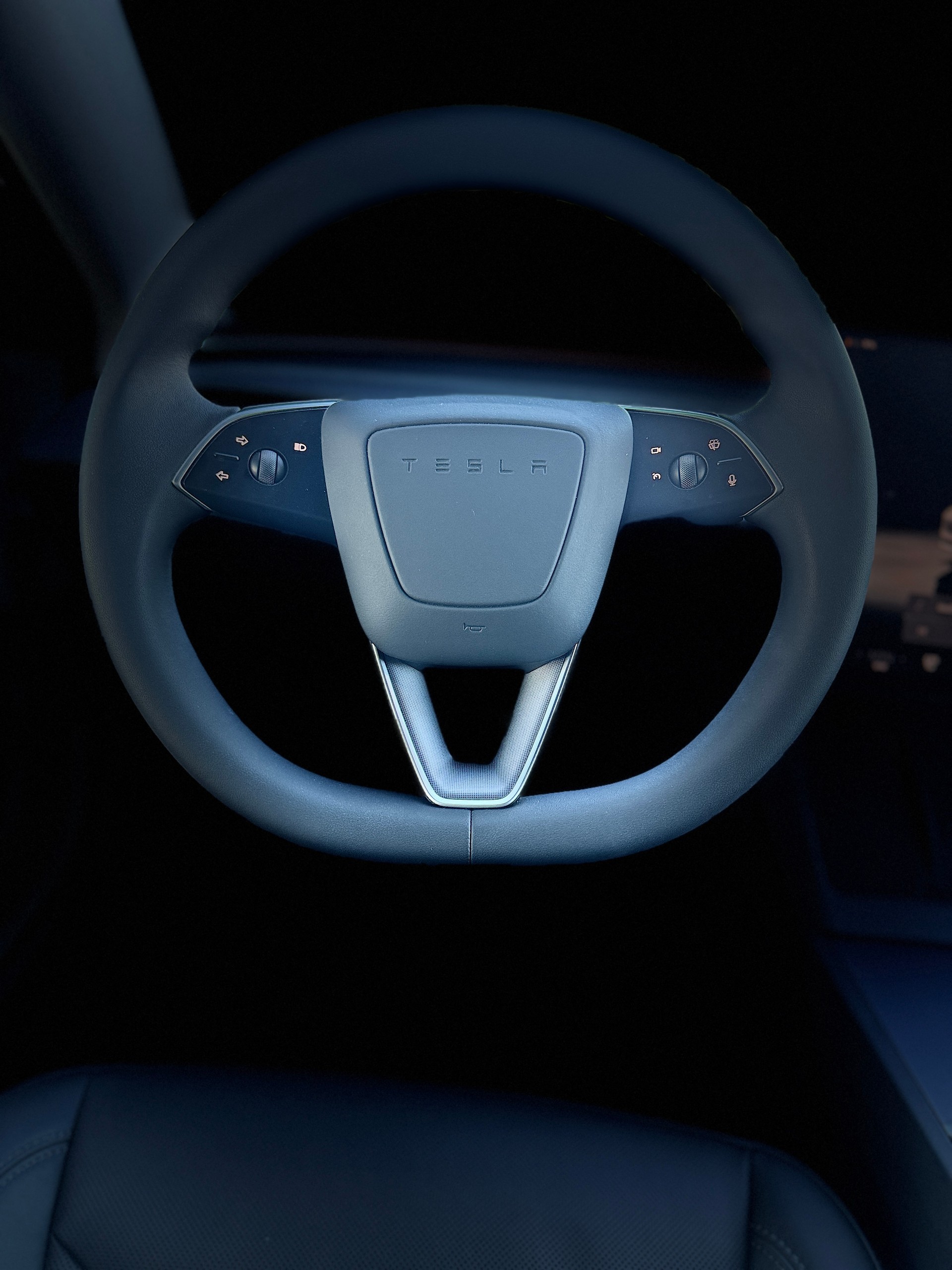 TESLA Model 3 Long Range Dual Motor AWD / Full Self Driving *RESERVIERT*-image-13