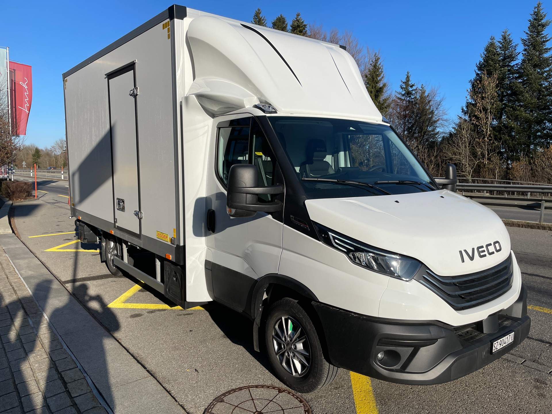 IVECO 35 S 18H A8 für Durchlader einsetzbar-showroom-element-1