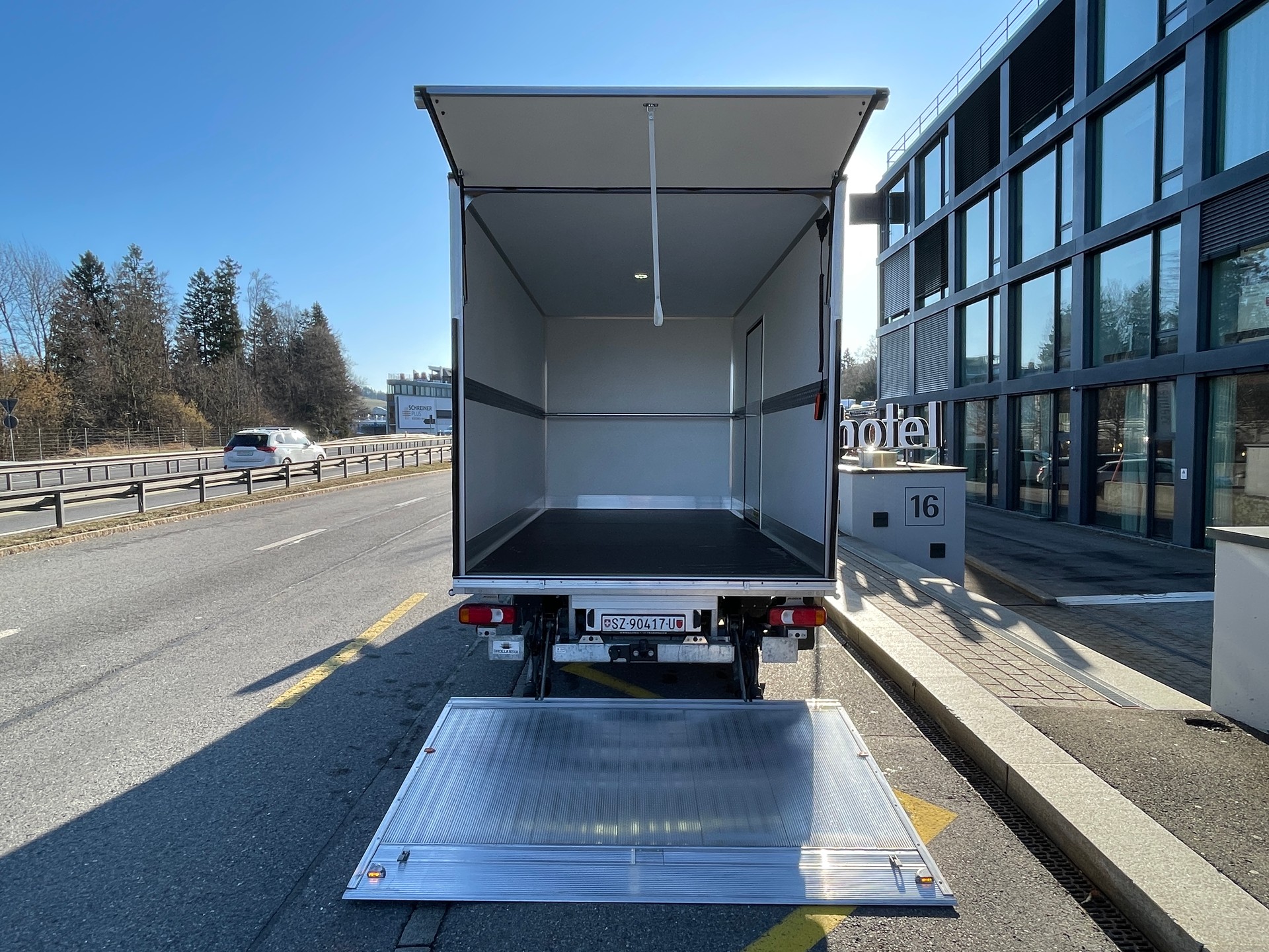 IVECO 35 S 18H A8 für Durchlader einsetzbar-image-5