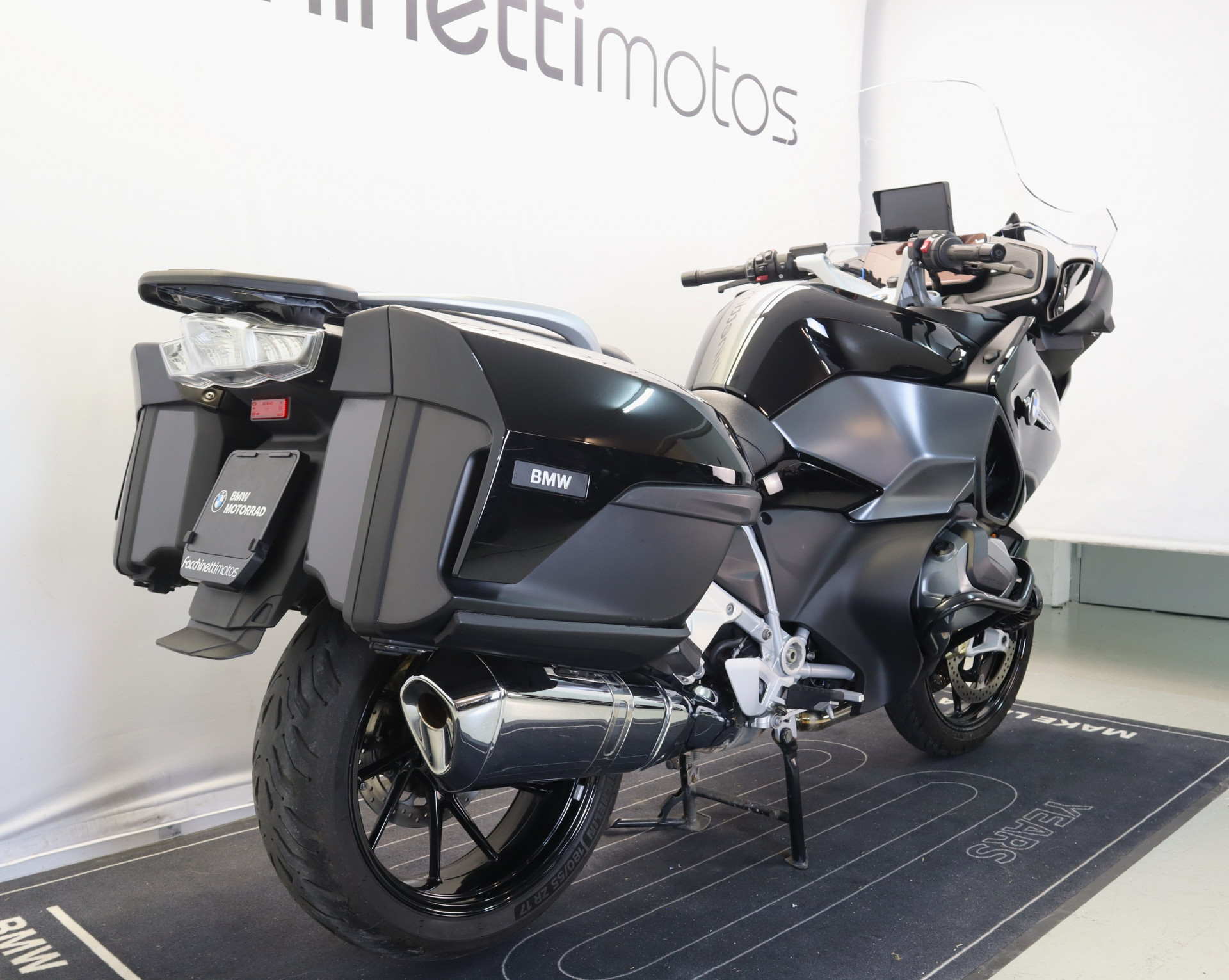 BMW R 1250 RT Triple Black-image-3